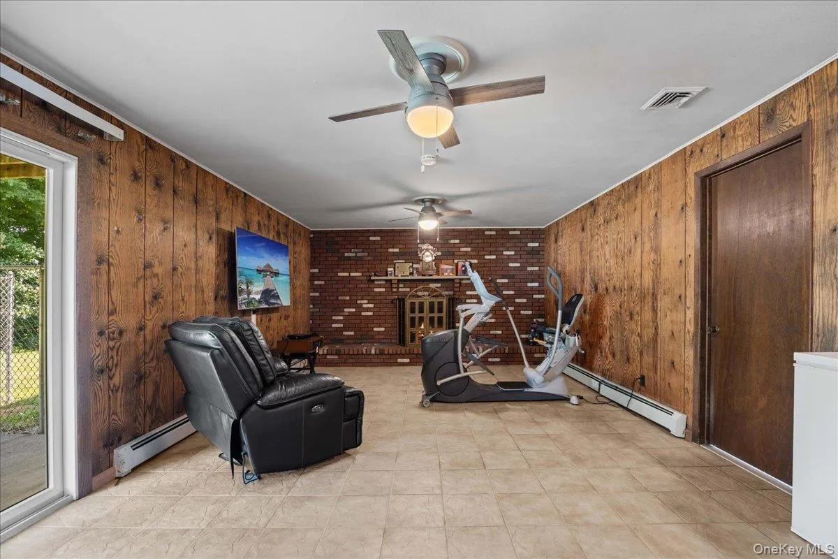 19 Bradner Drive, Warwick (town), NY, 4 Bedrooms Bedrooms, 11 Rooms Rooms,3 BathroomsBathrooms,Residential,For Rent,Bradner,0,1020592 19 Bradner Drive, Warwick (town), NY, 4 Bedrooms Bedrooms, 11 Rooms Rooms,3 BathroomsBathrooms,Residential,For Rent,Bradner,0,1020592