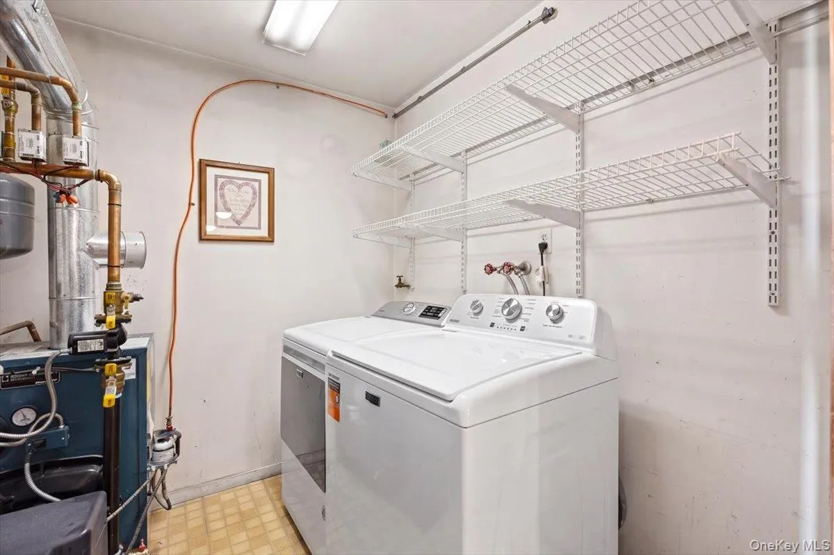 19 Bradner Drive, Warwick (town), NY, 4 Bedrooms Bedrooms, 11 Rooms Rooms,3 BathroomsBathrooms,Residential,For Rent,Bradner,0,1020592 19 Bradner Drive, Warwick (town), NY, 4 Bedrooms Bedrooms, 11 Rooms Rooms,3 BathroomsBathrooms,Residential,For Rent,Bradner,0,1020592