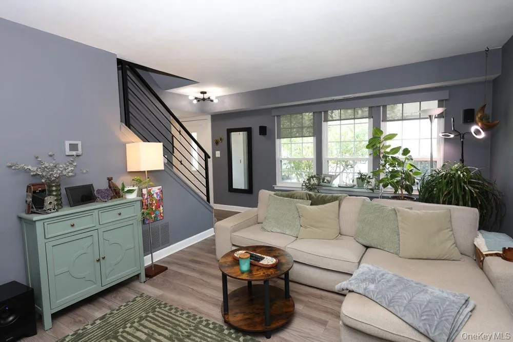 107 Whalers Cove, Babylon, NY, 2 Bedrooms Bedrooms, 5 Rooms Rooms,1 BathroomBathrooms,Residential,For Rent,Whalers,0,1020593 107 Whalers Cove, Babylon, NY, 2 Bedrooms Bedrooms, 5 Rooms Rooms,1 BathroomBathrooms,Residential,For Rent,Whalers,0,1020593