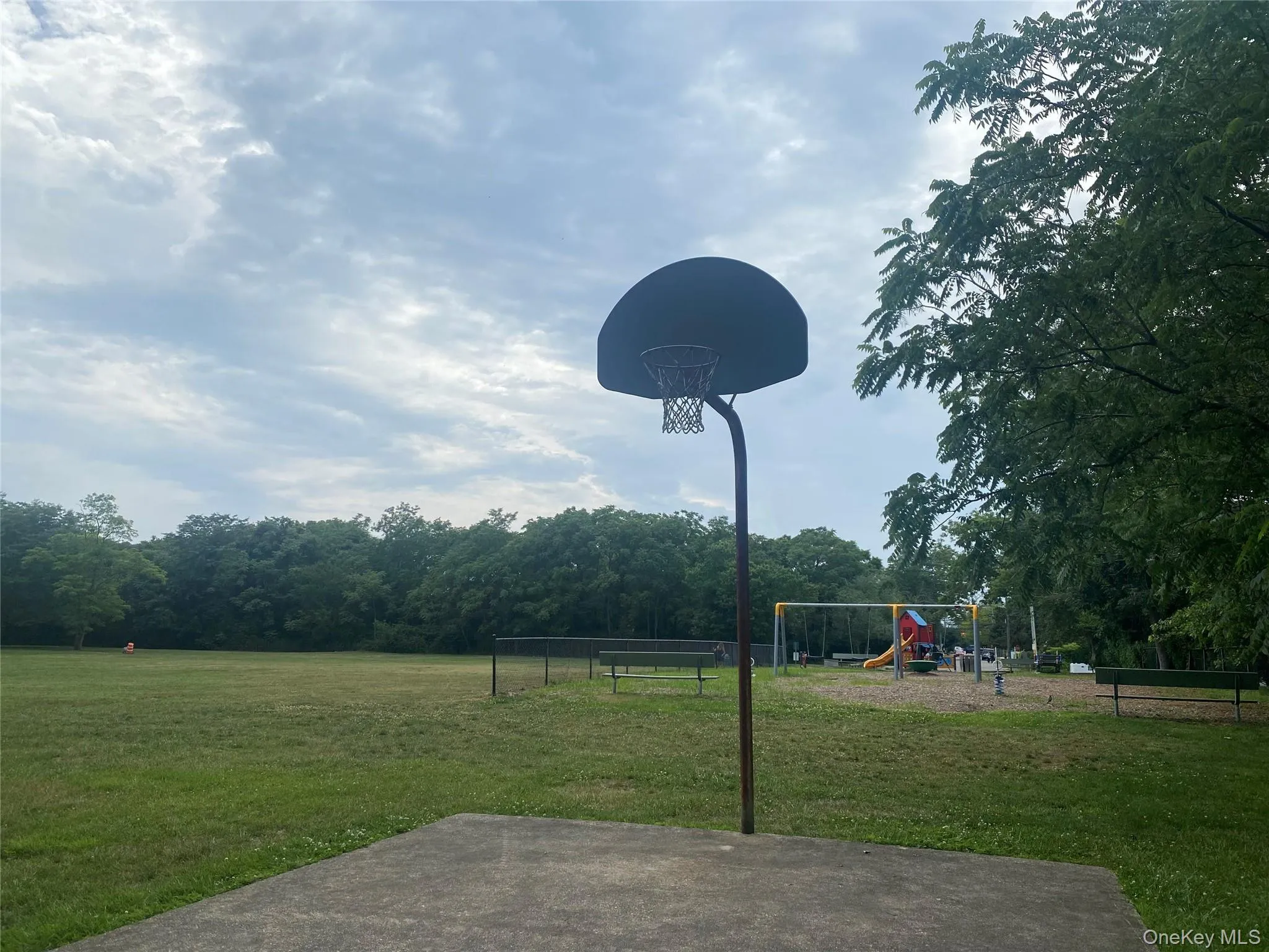 107 Whalers Cove, Babylon, NY, 2 Bedrooms Bedrooms, 5 Rooms Rooms,1 BathroomBathrooms,Residential,For Rent,Whalers,0,1020593 107 Whalers Cove, Babylon, NY, 2 Bedrooms Bedrooms, 5 Rooms Rooms,1 BathroomBathrooms,Residential,For Rent,Whalers,0,1020593