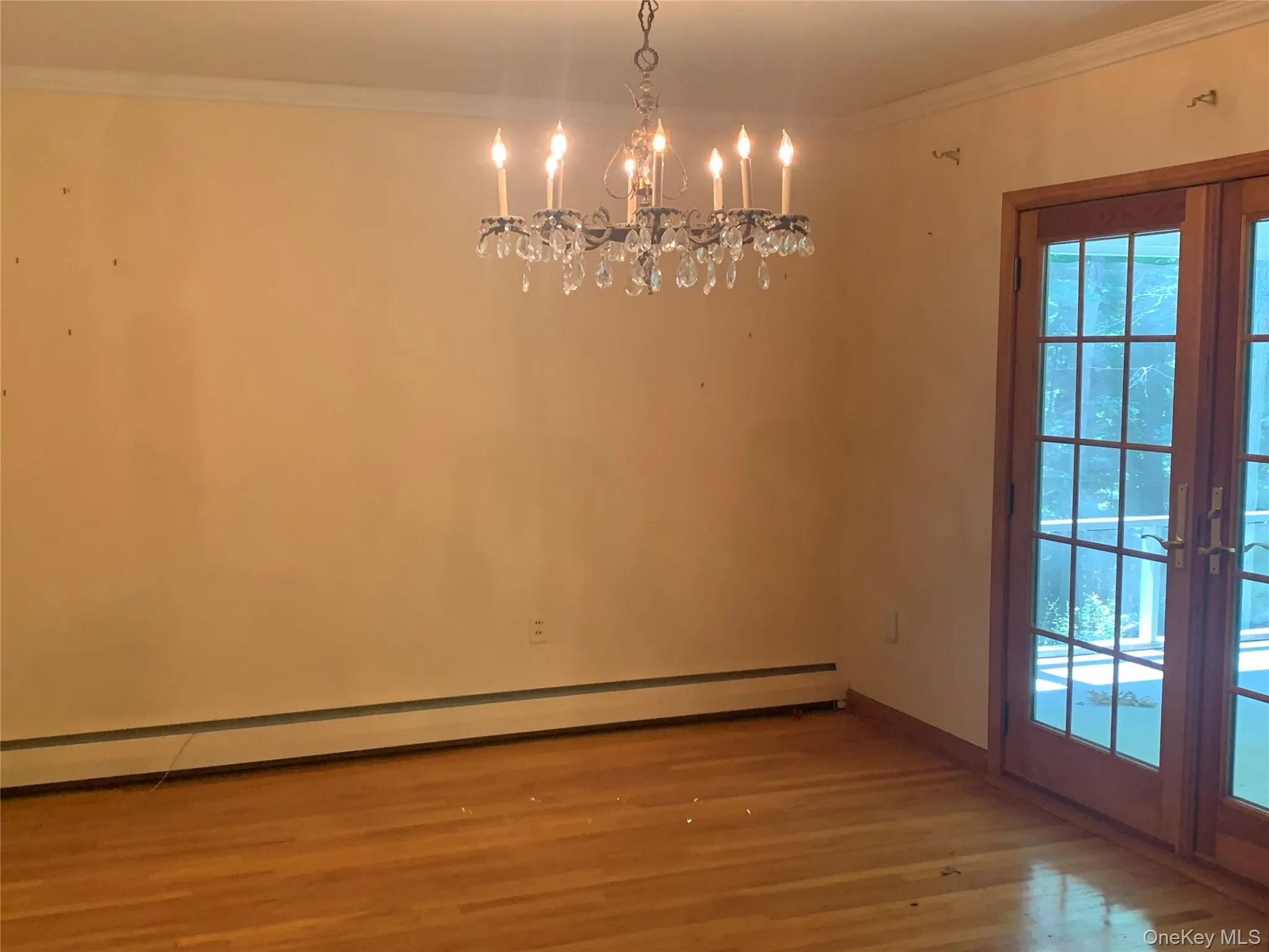 DINING ROOM WITH FRENCH DOORS TO PORCH DINING ROOM WITH FRENCH DOORS TO PORCH