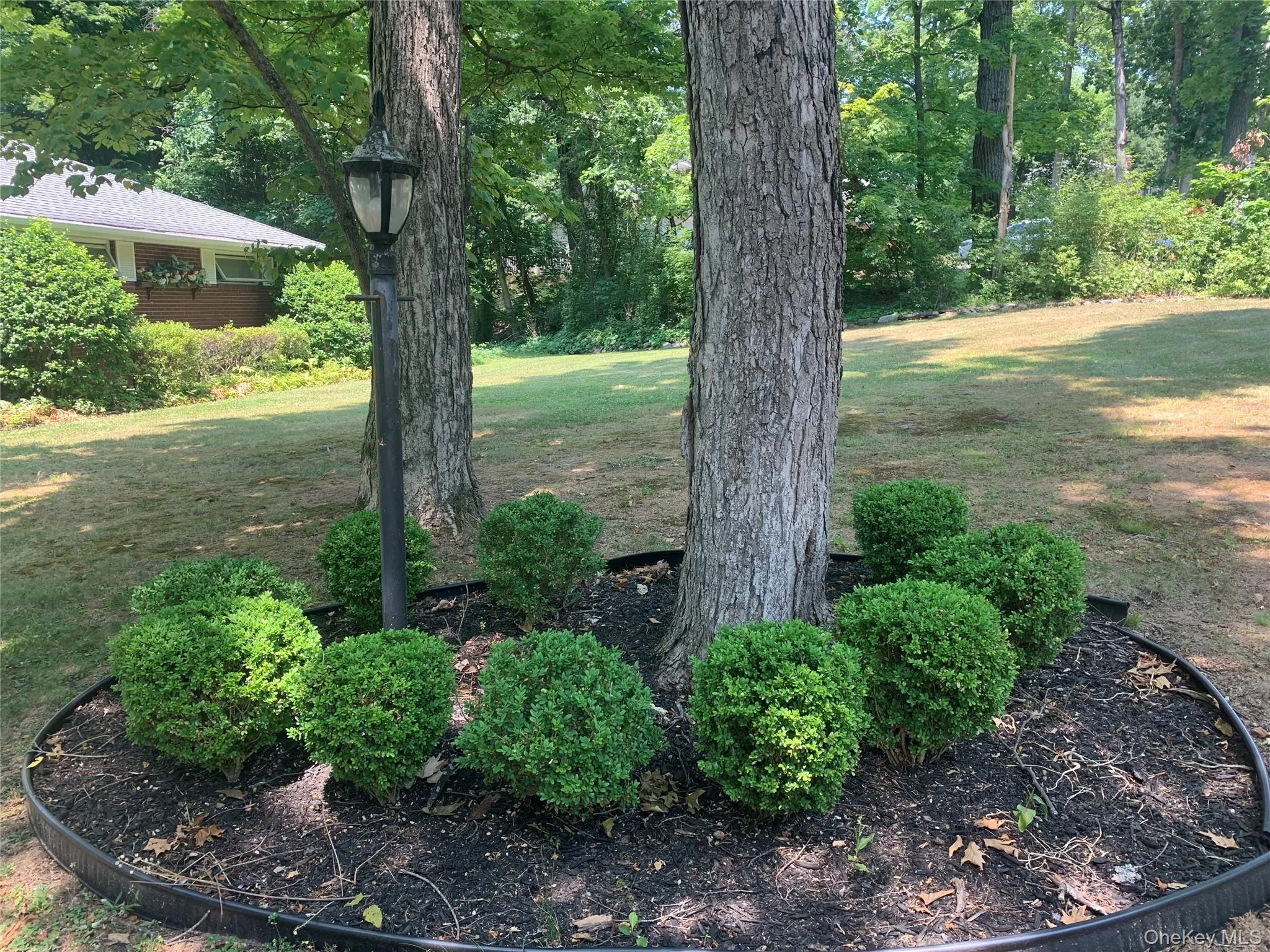 BEAUTIFUL LANDSCAPING BEAUTIFUL LANDSCAPING