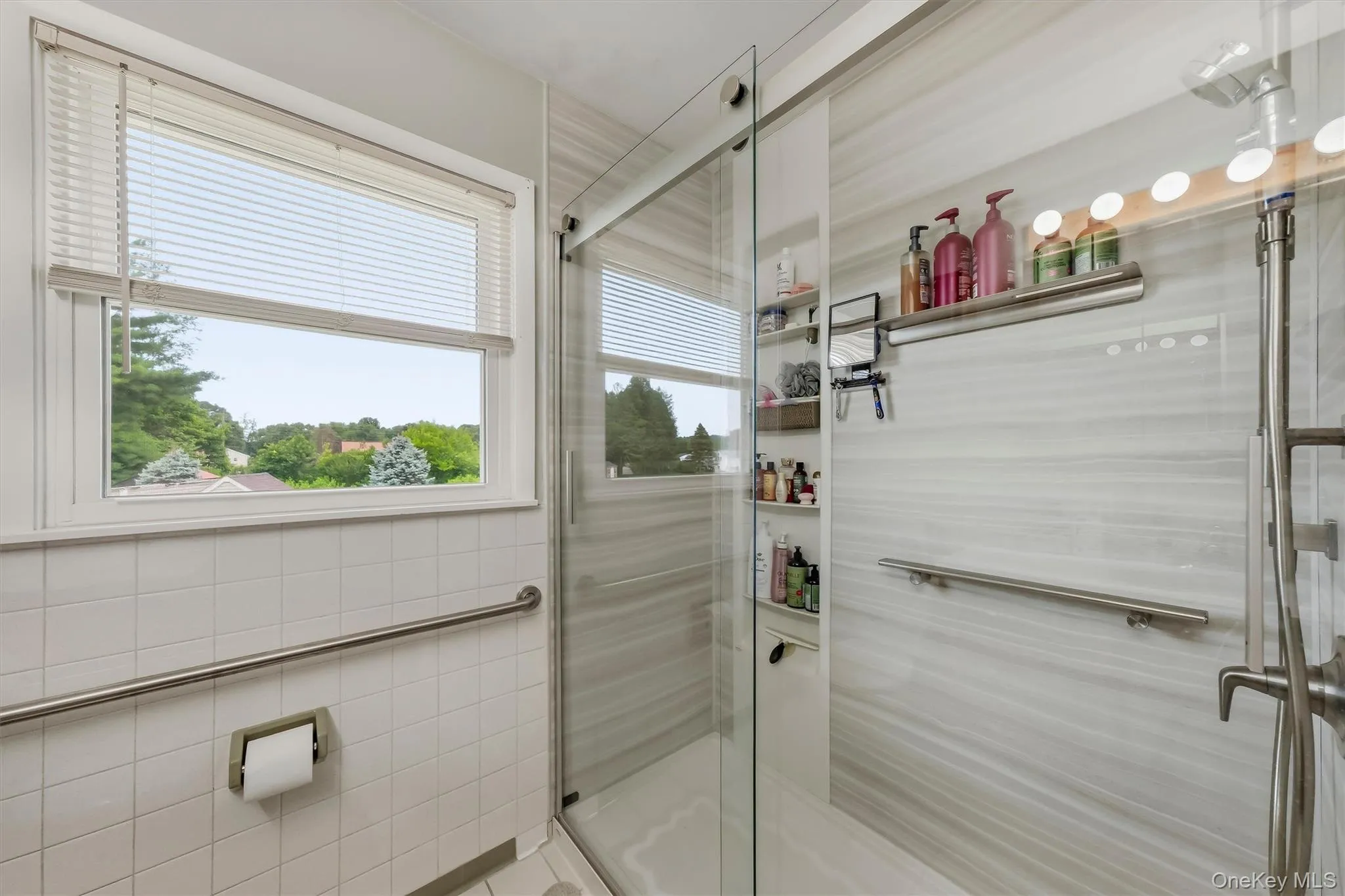 40 Long Meadow Drive, Hyde Park, NY, 3 Bedrooms Bedrooms, 8 Rooms Rooms,1 BathroomBathrooms,Residential,For Rent,Long Meadow,0,1020599 40 Long Meadow Drive, Hyde Park, NY, 3 Bedrooms Bedrooms, 8 Rooms Rooms,1 BathroomBathrooms,Residential,For Rent,Long Meadow,0,1020599