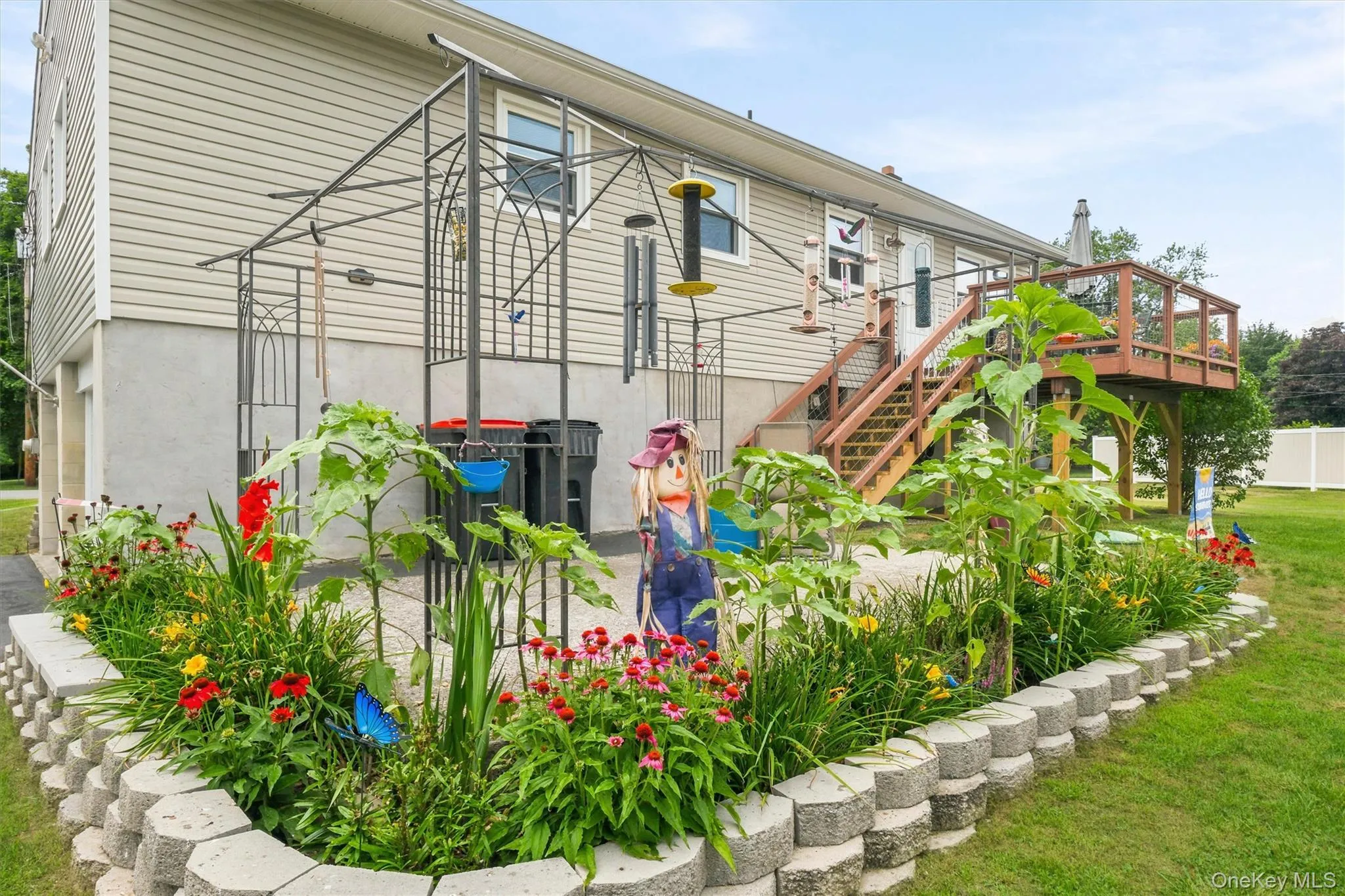 40 Long Meadow Drive, Hyde Park, NY, 3 Bedrooms Bedrooms, 8 Rooms Rooms,1 BathroomBathrooms,Residential,For Rent,Long Meadow,0,1020599 40 Long Meadow Drive, Hyde Park, NY, 3 Bedrooms Bedrooms, 8 Rooms Rooms,1 BathroomBathrooms,Residential,For Rent,Long Meadow,0,1020599