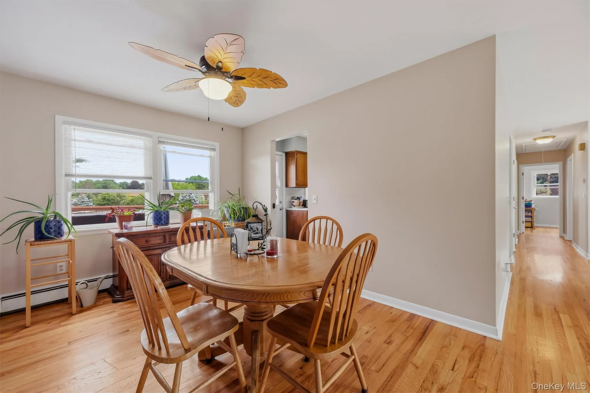 40 Long Meadow Drive, Hyde Park, NY, 3 Bedrooms Bedrooms, 8 Rooms Rooms,1 BathroomBathrooms,Residential,For Rent,Long Meadow,0,1020599 40 Long Meadow Drive, Hyde Park, NY, 3 Bedrooms Bedrooms, 8 Rooms Rooms,1 BathroomBathrooms,Residential,For Rent,Long Meadow,0,1020599