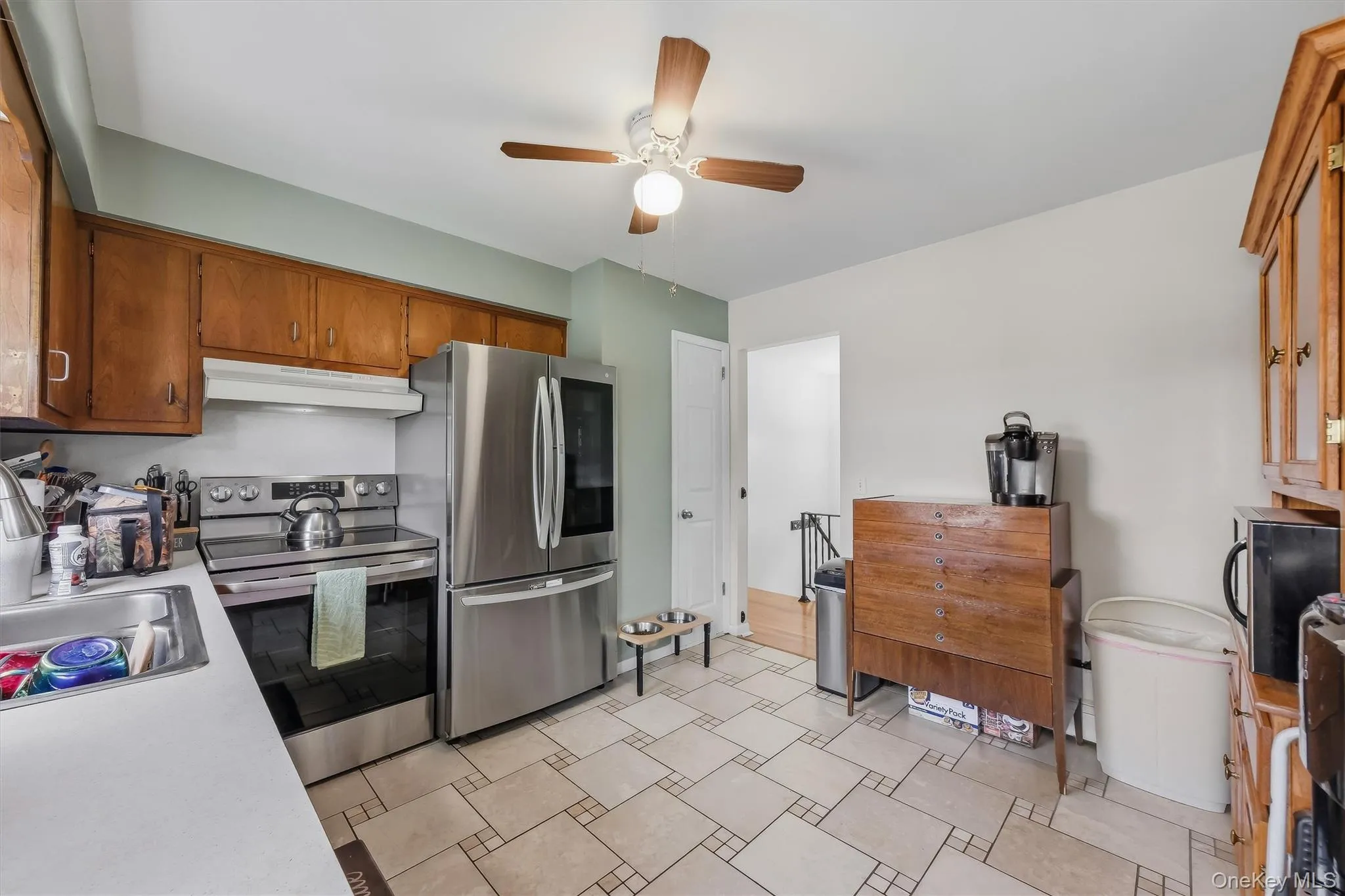 40 Long Meadow Drive, Hyde Park, NY, 3 Bedrooms Bedrooms, 8 Rooms Rooms,1 BathroomBathrooms,Residential,For Rent,Long Meadow,0,1020599 40 Long Meadow Drive, Hyde Park, NY, 3 Bedrooms Bedrooms, 8 Rooms Rooms,1 BathroomBathrooms,Residential,For Rent,Long Meadow,0,1020599