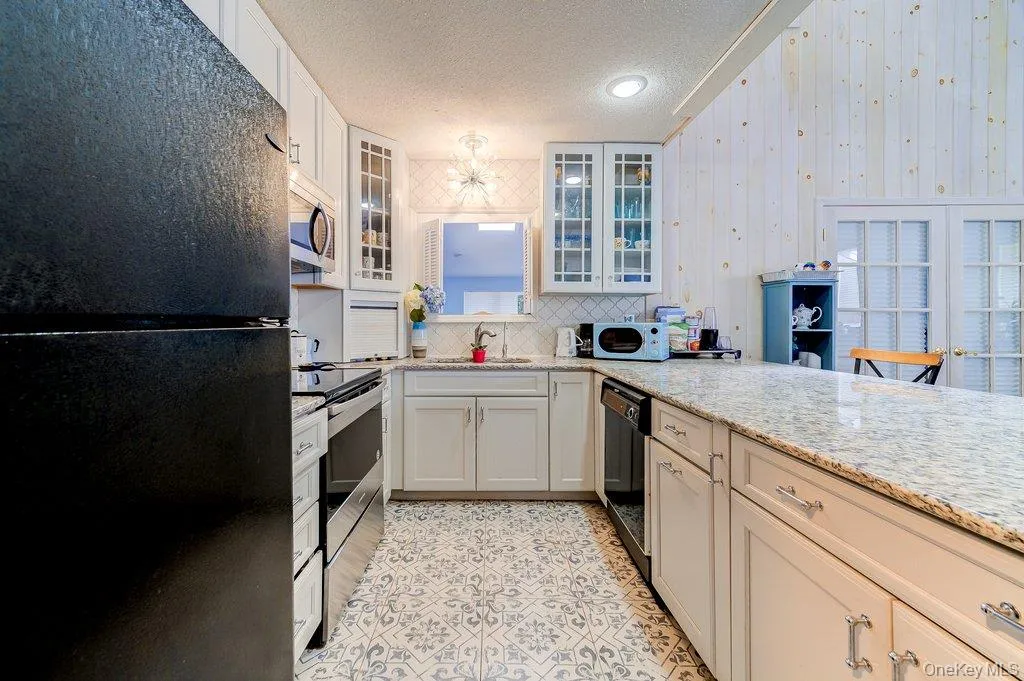 6 Racine Court, Thompson, NY, 2 Bedrooms Bedrooms, 6 Rooms Rooms,2 BathroomsBathrooms,Residential,For Rent,Racine,0,1020601 6 Racine Court, Thompson, NY, 2 Bedrooms Bedrooms, 6 Rooms Rooms,2 BathroomsBathrooms,Residential,For Rent,Racine,0,1020601