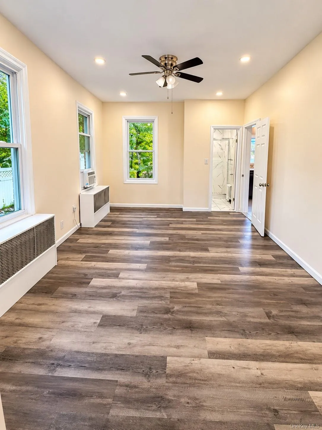 13 Knoll Place, Glen Cove, NY, 3 Bedrooms Bedrooms, 6 Rooms Rooms,2 BathroomsBathrooms,Residential,For Rent,Knoll,0,1020604 13 Knoll Place, Glen Cove, NY, 3 Bedrooms Bedrooms, 6 Rooms Rooms,2 BathroomsBathrooms,Residential,For Rent,Knoll,0,1020604