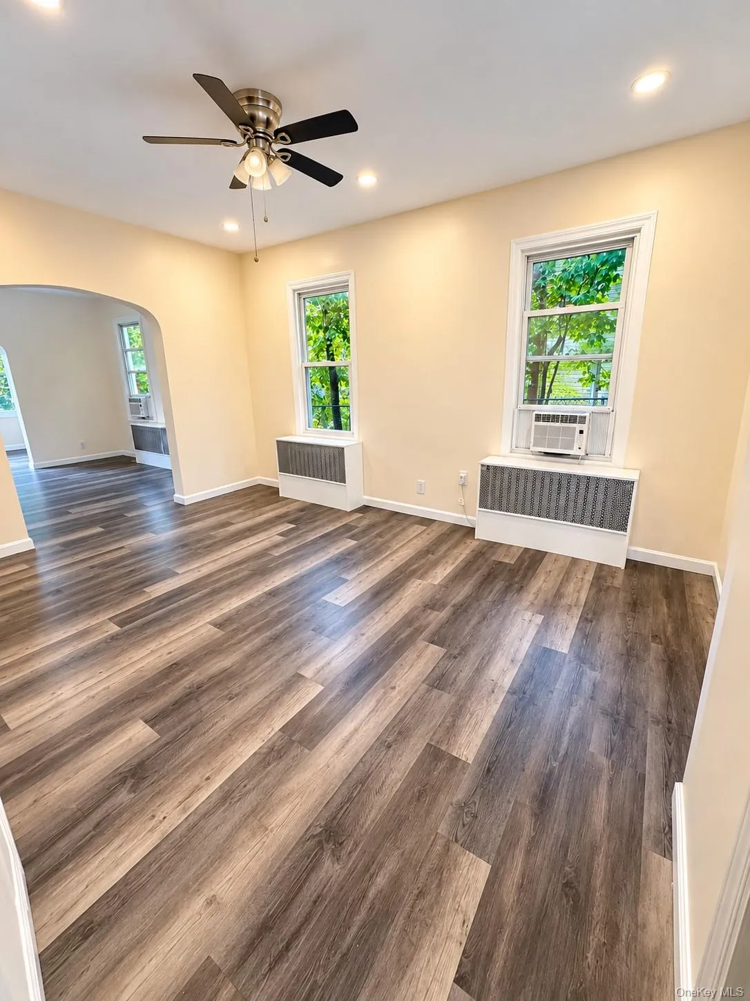 13 Knoll Place, Glen Cove, NY, 3 Bedrooms Bedrooms, 6 Rooms Rooms,2 BathroomsBathrooms,Residential,For Rent,Knoll,0,1020604 13 Knoll Place, Glen Cove, NY, 3 Bedrooms Bedrooms, 6 Rooms Rooms,2 BathroomsBathrooms,Residential,For Rent,Knoll,0,1020604