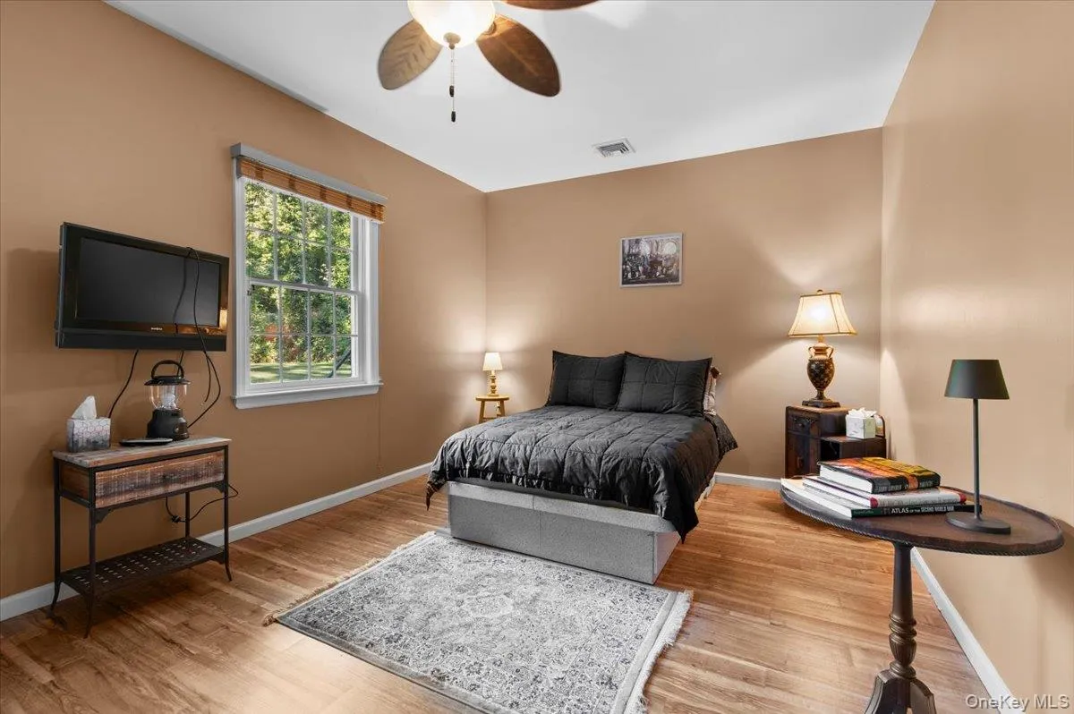 96 Plainview Road, Oyster Bay, NY, 6 Bedrooms Bedrooms, 17 Rooms Rooms,5 BathroomsBathrooms,Residential,For Rent,Plainview,0,1020613 96 Plainview Road, Oyster Bay, NY, 6 Bedrooms Bedrooms, 17 Rooms Rooms,5 BathroomsBathrooms,Residential,For Rent,Plainview,0,1020613