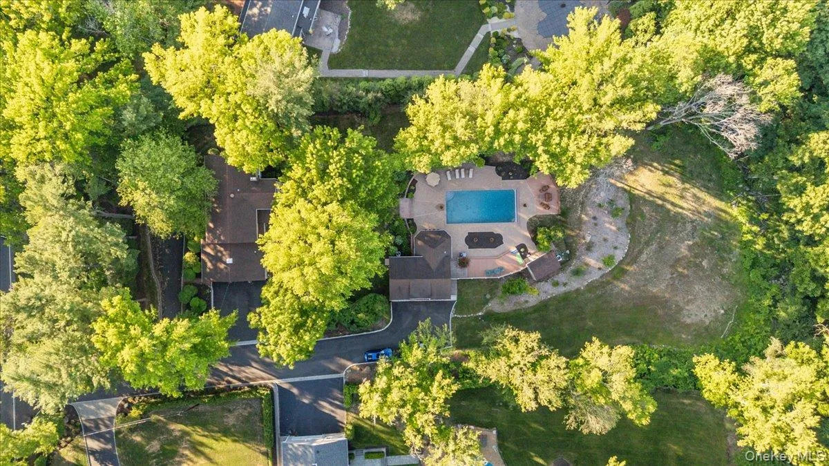 96 Plainview Road, Oyster Bay, NY, 6 Bedrooms Bedrooms, 17 Rooms Rooms,5 BathroomsBathrooms,Residential,For Rent,Plainview,0,1020613 96 Plainview Road, Oyster Bay, NY, 6 Bedrooms Bedrooms, 17 Rooms Rooms,5 BathroomsBathrooms,Residential,For Rent,Plainview,0,1020613