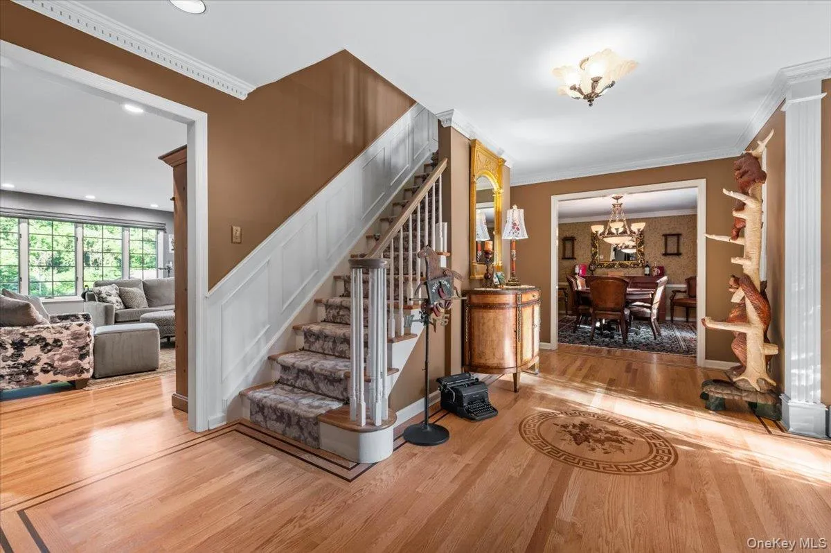 96 Plainview Road, Oyster Bay, NY, 6 Bedrooms Bedrooms, 17 Rooms Rooms,5 BathroomsBathrooms,Residential,For Rent,Plainview,0,1020613 96 Plainview Road, Oyster Bay, NY, 6 Bedrooms Bedrooms, 17 Rooms Rooms,5 BathroomsBathrooms,Residential,For Rent,Plainview,0,1020613