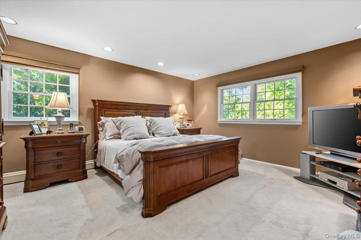 96 Plainview Road, Oyster Bay, NY, 6 Bedrooms Bedrooms, 17 Rooms Rooms,5 BathroomsBathrooms,Residential,For Rent,Plainview,0,1020613 96 Plainview Road, Oyster Bay, NY, 6 Bedrooms Bedrooms, 17 Rooms Rooms,5 BathroomsBathrooms,Residential,For Rent,Plainview,0,1020613