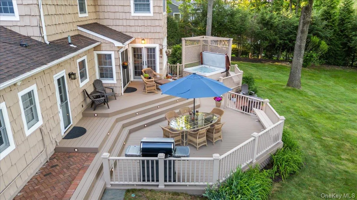 96 Plainview Road, Oyster Bay, NY, 6 Bedrooms Bedrooms, 17 Rooms Rooms,5 BathroomsBathrooms,Residential,For Rent,Plainview,0,1020613 96 Plainview Road, Oyster Bay, NY, 6 Bedrooms Bedrooms, 17 Rooms Rooms,5 BathroomsBathrooms,Residential,For Rent,Plainview,0,1020613
