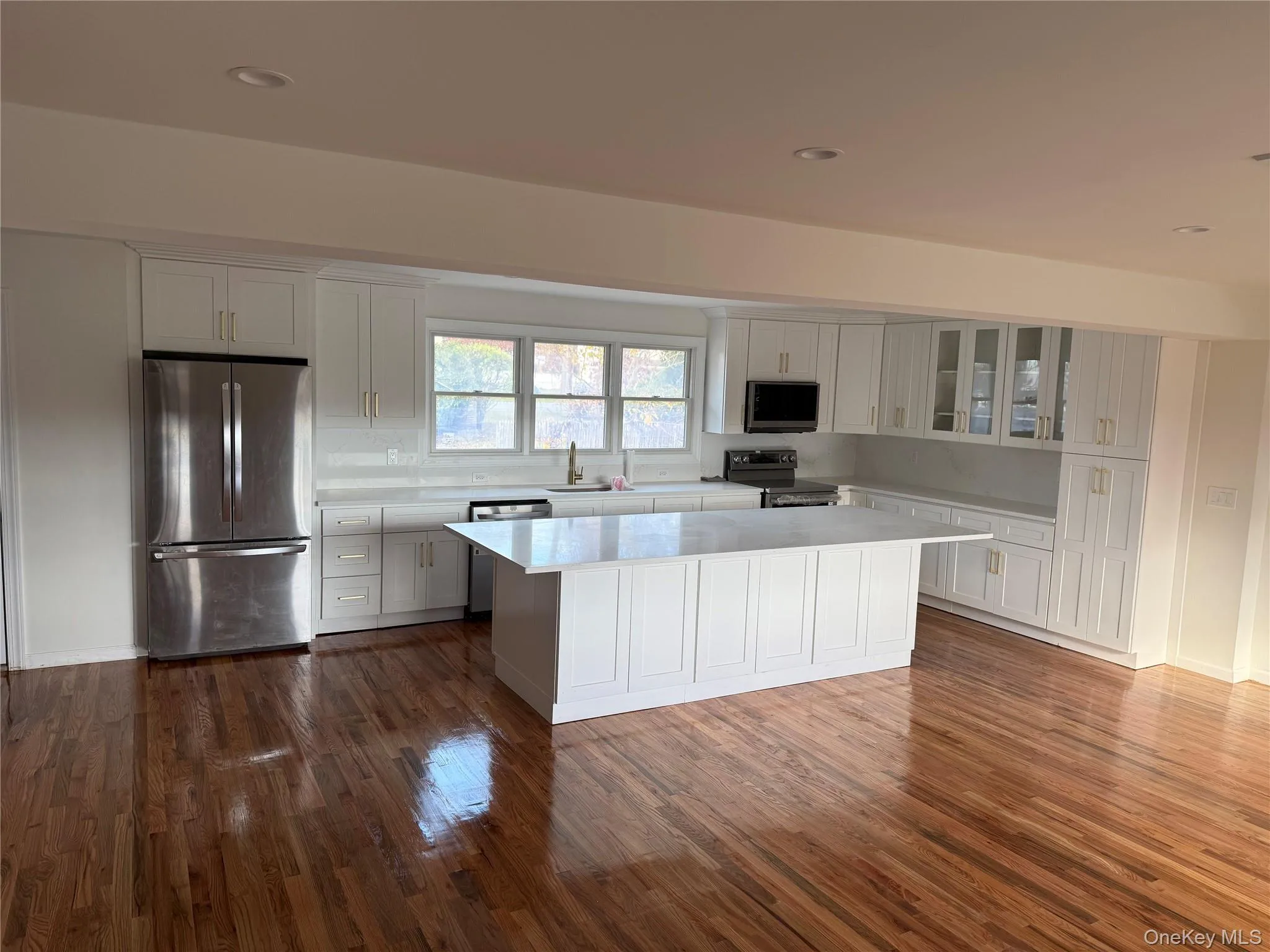 751 Centerwood Street, West Babylon, NY, 5 Bedrooms Bedrooms, 10 Rooms Rooms,2 BathroomsBathrooms,Residential,For Rent,Centerwood,0,1020616 751 Centerwood Street, West Babylon, NY, 5 Bedrooms Bedrooms, 10 Rooms Rooms,2 BathroomsBathrooms,Residential,For Rent,Centerwood,0,1020616