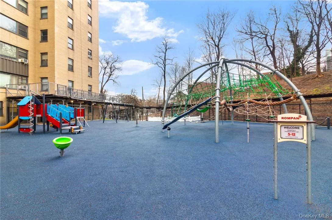 1 Fordham Hill Oval, New York, NY, 1 Bedroom Bedrooms, 3 Rooms Rooms,1 BathroomBathrooms,Residential,For Rent,Fordham Hill,0,1020617 1 Fordham Hill Oval, New York, NY, 1 Bedroom Bedrooms, 3 Rooms Rooms,1 BathroomBathrooms,Residential,For Rent,Fordham Hill,0,1020617