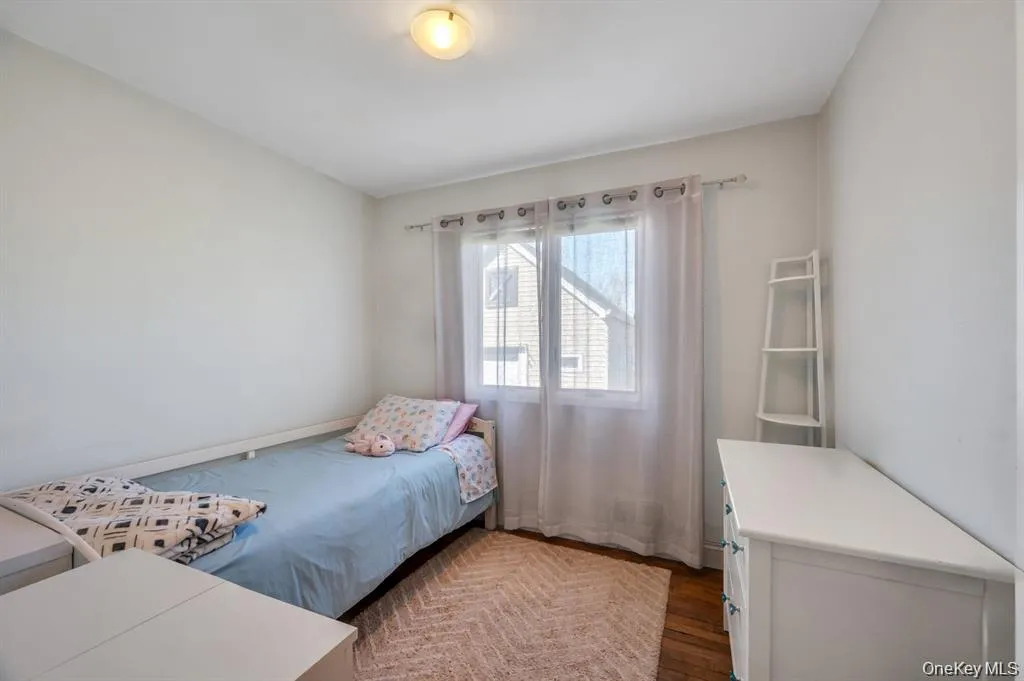 28 Saint Joseph Avenue, Brookhaven, NY, 3 Bedrooms Bedrooms, 6 Rooms Rooms,1 BathroomBathrooms,Residential,For Rent,Saint Joseph,0,1020620 28 Saint Joseph Avenue, Brookhaven, NY, 3 Bedrooms Bedrooms, 6 Rooms Rooms,1 BathroomBathrooms,Residential,For Rent,Saint Joseph,0,1020620