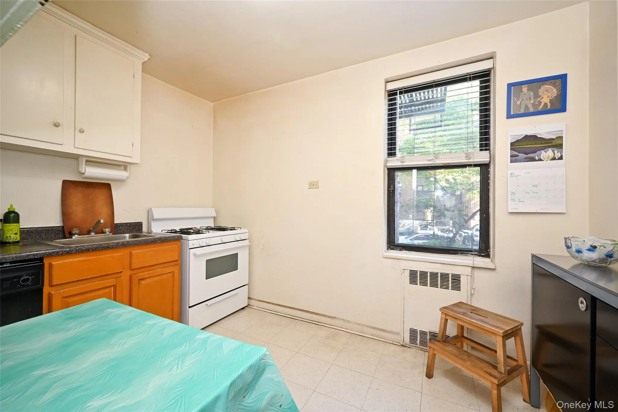 99-63 66 Avenue, New York, NY, 1 Bedroom Bedrooms, 4 Rooms Rooms,1 BathroomBathrooms,Residential,For Rent,66,0,1020621 99-63 66 Avenue, New York, NY, 1 Bedroom Bedrooms, 4 Rooms Rooms,1 BathroomBathrooms,Residential,For Rent,66,0,1020621