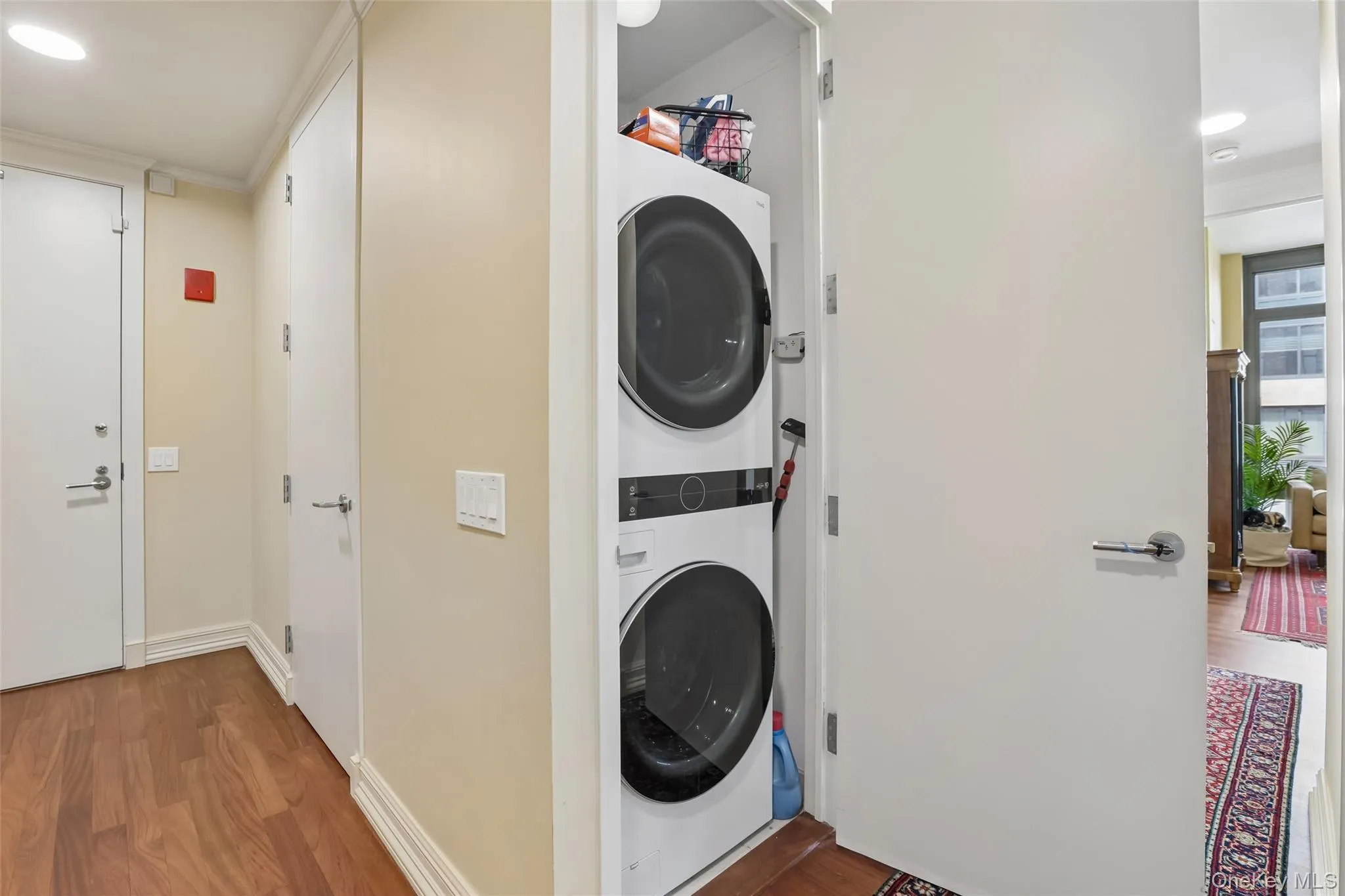 25 City Place, White Plains, NY, 3 Bedrooms Bedrooms, 6 Rooms Rooms,2 BathroomsBathrooms,Residential,For Rent,City,0,1020622 25 City Place, White Plains, NY, 3 Bedrooms Bedrooms, 6 Rooms Rooms,2 BathroomsBathrooms,Residential,For Rent,City,0,1020622