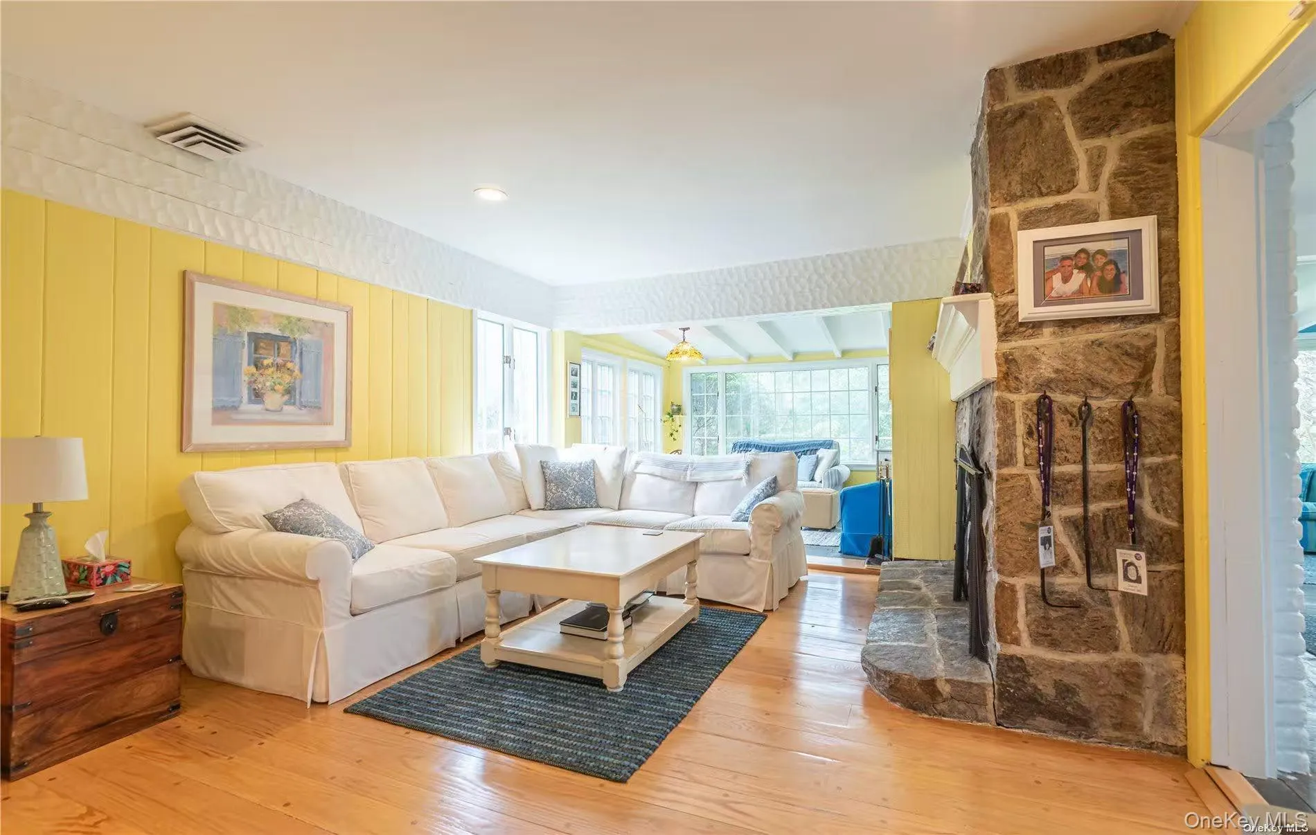 76 Wensley Drive, North Hempstead, NY, 4 Bedrooms Bedrooms, 9 Rooms Rooms,3 BathroomsBathrooms,Residential Lease,For Rent,Wensley,0,1020627 76 Wensley Drive, North Hempstead, NY, 4 Bedrooms Bedrooms, 9 Rooms Rooms,3 BathroomsBathrooms,Residential Lease,For Rent,Wensley,0,1020627
