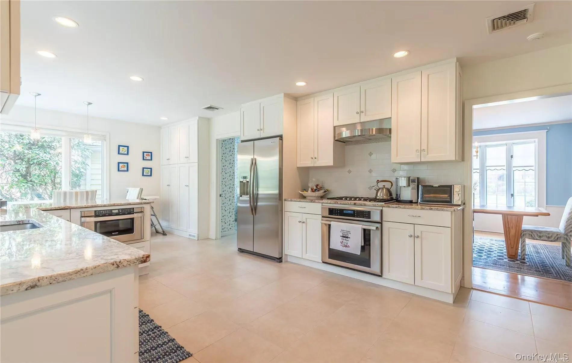 76 Wensley Drive, North Hempstead, NY, 4 Bedrooms Bedrooms, 9 Rooms Rooms,3 BathroomsBathrooms,Residential Lease,For Rent,Wensley,0,1020627 76 Wensley Drive, North Hempstead, NY, 4 Bedrooms Bedrooms, 9 Rooms Rooms,3 BathroomsBathrooms,Residential Lease,For Rent,Wensley,0,1020627