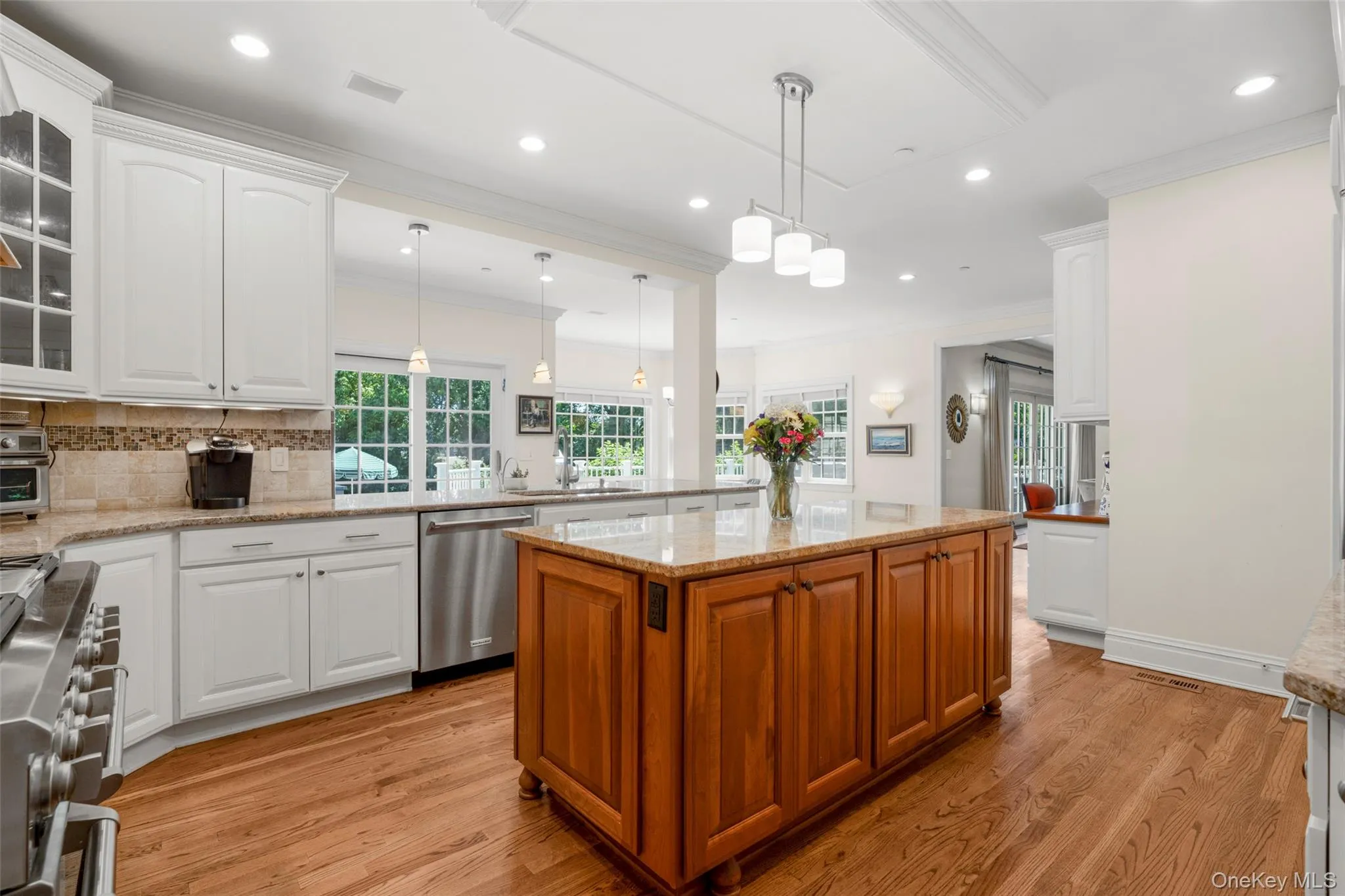 4 Griffen Drive, Mamaroneck, NY, 5 Bedrooms Bedrooms, 10 Rooms Rooms,4 BathroomsBathrooms,Residential,For Rent,Griffen,0,1020631 4 Griffen Drive, Mamaroneck, NY, 5 Bedrooms Bedrooms, 10 Rooms Rooms,4 BathroomsBathrooms,Residential,For Rent,Griffen,0,1020631