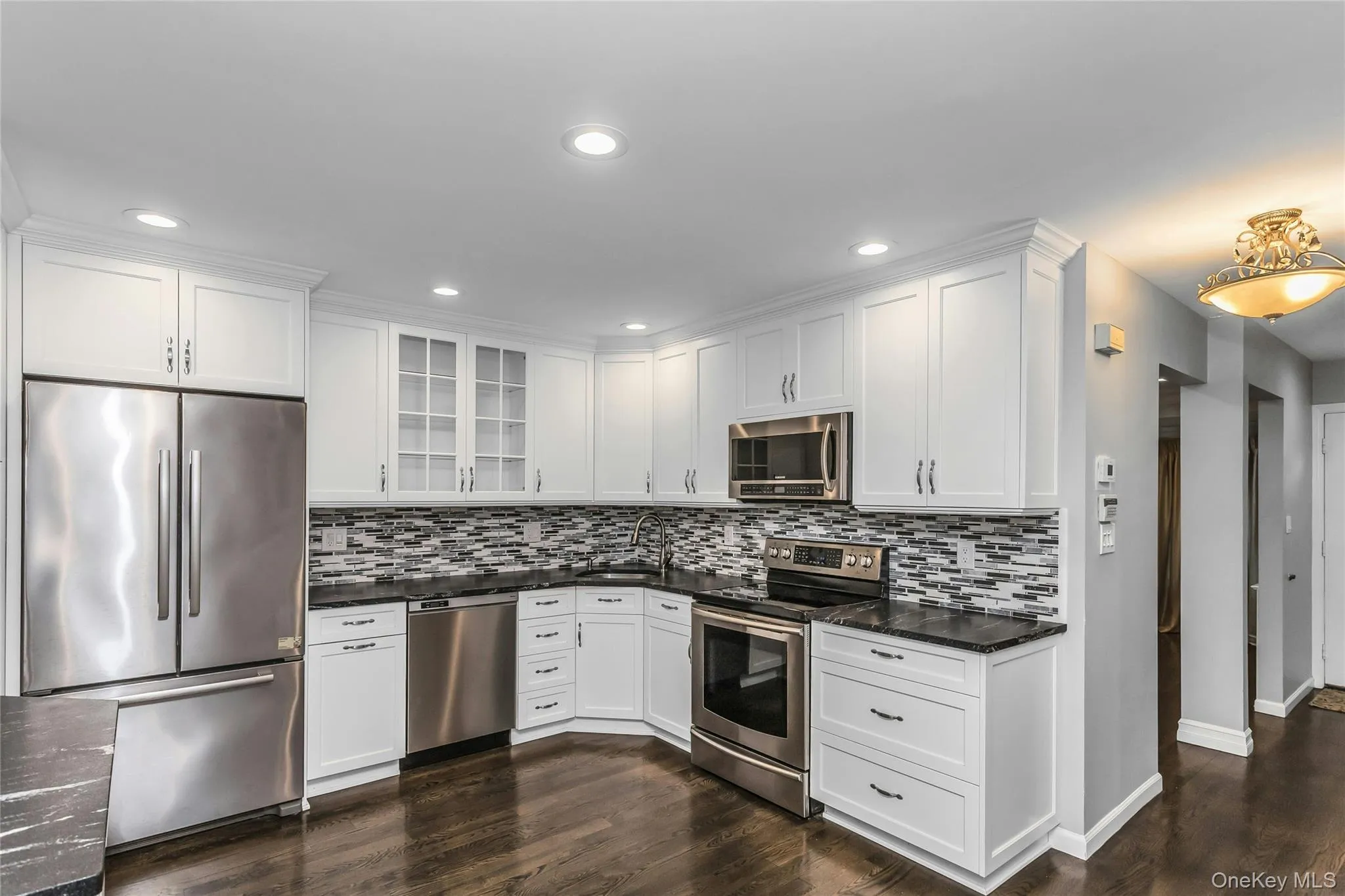 104 Woodlake Drive, Oyster Bay, NY, 3 Bedrooms Bedrooms, 7 Rooms Rooms,2 BathroomsBathrooms,Residential,For Rent,Woodlake,0,1020633 104 Woodlake Drive, Oyster Bay, NY, 3 Bedrooms Bedrooms, 7 Rooms Rooms,2 BathroomsBathrooms,Residential,For Rent,Woodlake,0,1020633