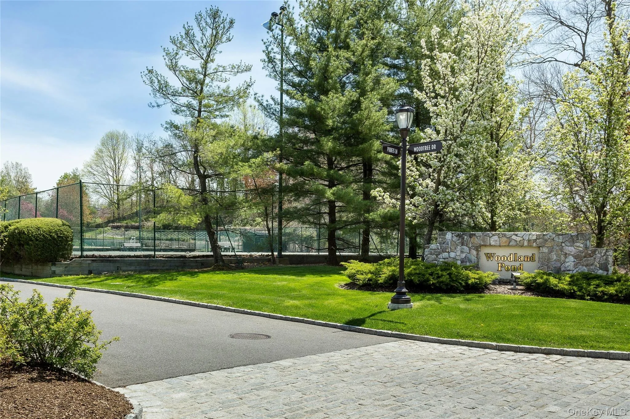 104 Woodlake Drive, Oyster Bay, NY, 3 Bedrooms Bedrooms, 7 Rooms Rooms,2 BathroomsBathrooms,Residential,For Rent,Woodlake,0,1020633 104 Woodlake Drive, Oyster Bay, NY, 3 Bedrooms Bedrooms, 7 Rooms Rooms,2 BathroomsBathrooms,Residential,For Rent,Woodlake,0,1020633