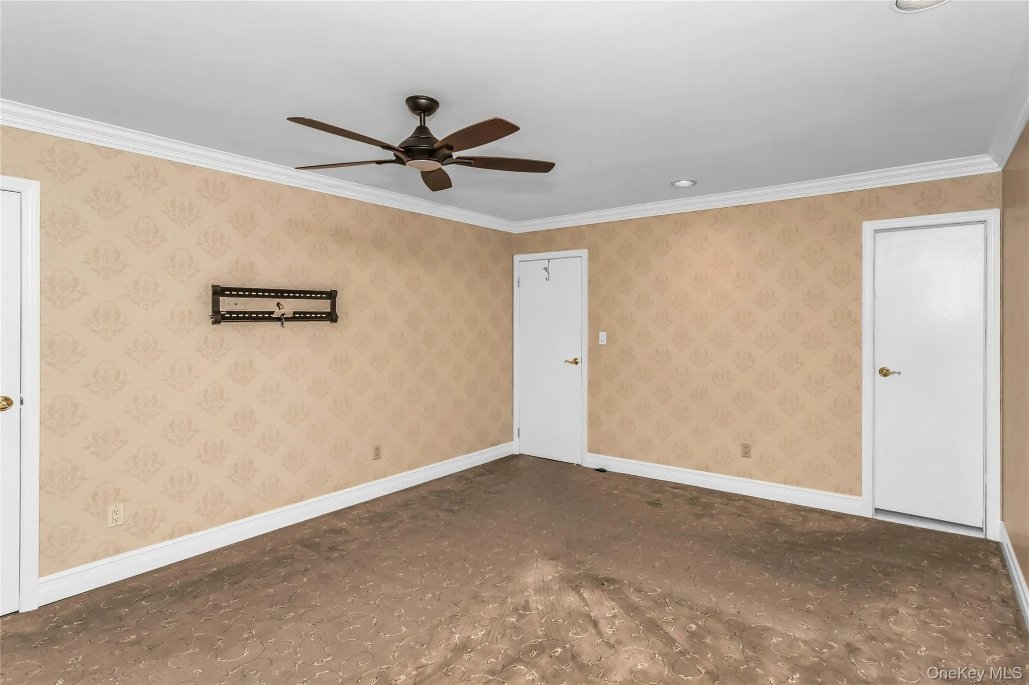 104 Woodlake Drive, Oyster Bay, NY, 3 Bedrooms Bedrooms, 7 Rooms Rooms,2 BathroomsBathrooms,Residential,For Rent,Woodlake,0,1020633 104 Woodlake Drive, Oyster Bay, NY, 3 Bedrooms Bedrooms, 7 Rooms Rooms,2 BathroomsBathrooms,Residential,For Rent,Woodlake,0,1020633