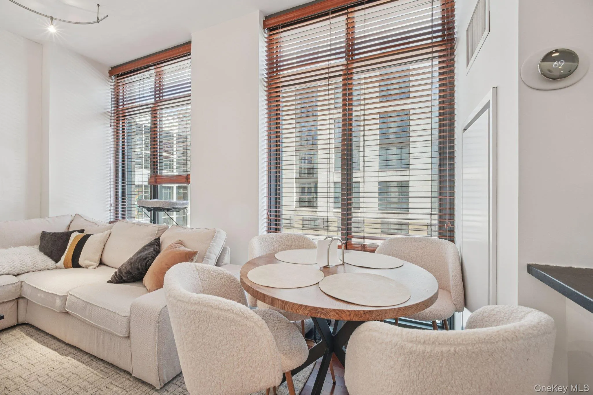25 City Place, White Plains, NY, 1 Bedroom Bedrooms, 3 Rooms Rooms,1 BathroomBathrooms,Residential,For Rent,City,0,1020634 25 City Place, White Plains, NY, 1 Bedroom Bedrooms, 3 Rooms Rooms,1 BathroomBathrooms,Residential,For Rent,City,0,1020634