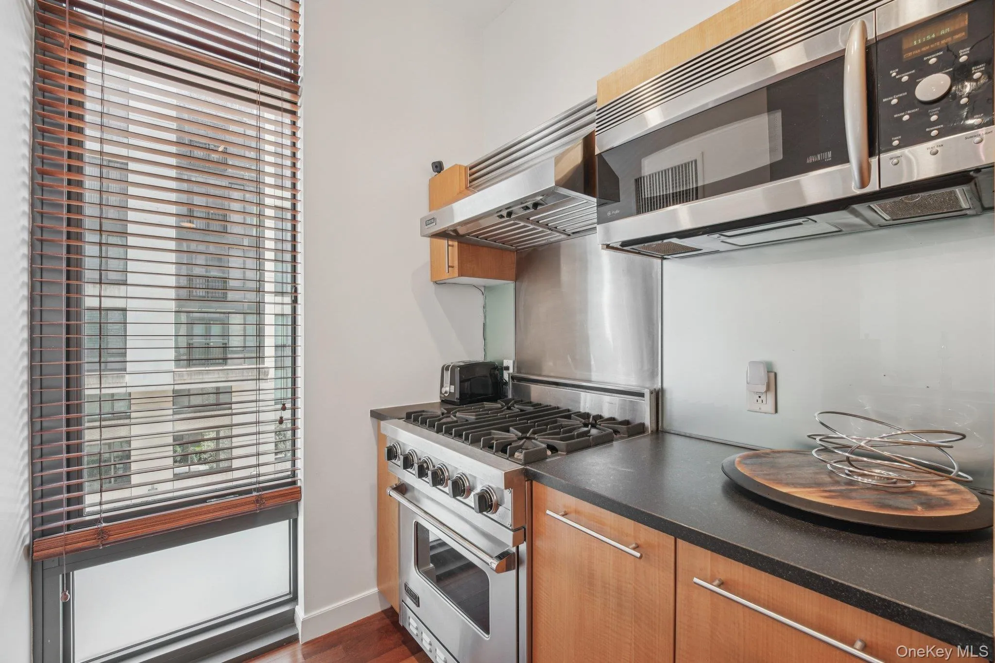 25 City Place, White Plains, NY, 1 Bedroom Bedrooms, 3 Rooms Rooms,1 BathroomBathrooms,Residential,For Rent,City,0,1020634 25 City Place, White Plains, NY, 1 Bedroom Bedrooms, 3 Rooms Rooms,1 BathroomBathrooms,Residential,For Rent,City,0,1020634