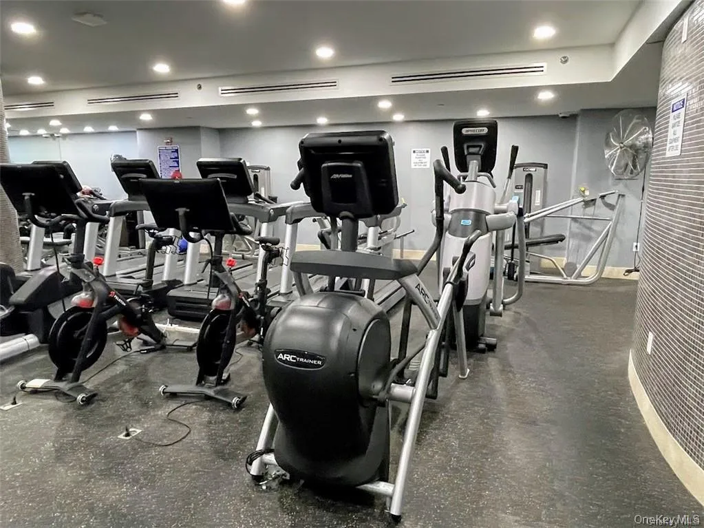 25 City Place, White Plains, NY, 1 Bedroom Bedrooms, 3 Rooms Rooms,1 BathroomBathrooms,Residential,For Rent,City,0,1020634 25 City Place, White Plains, NY, 1 Bedroom Bedrooms, 3 Rooms Rooms,1 BathroomBathrooms,Residential,For Rent,City,0,1020634