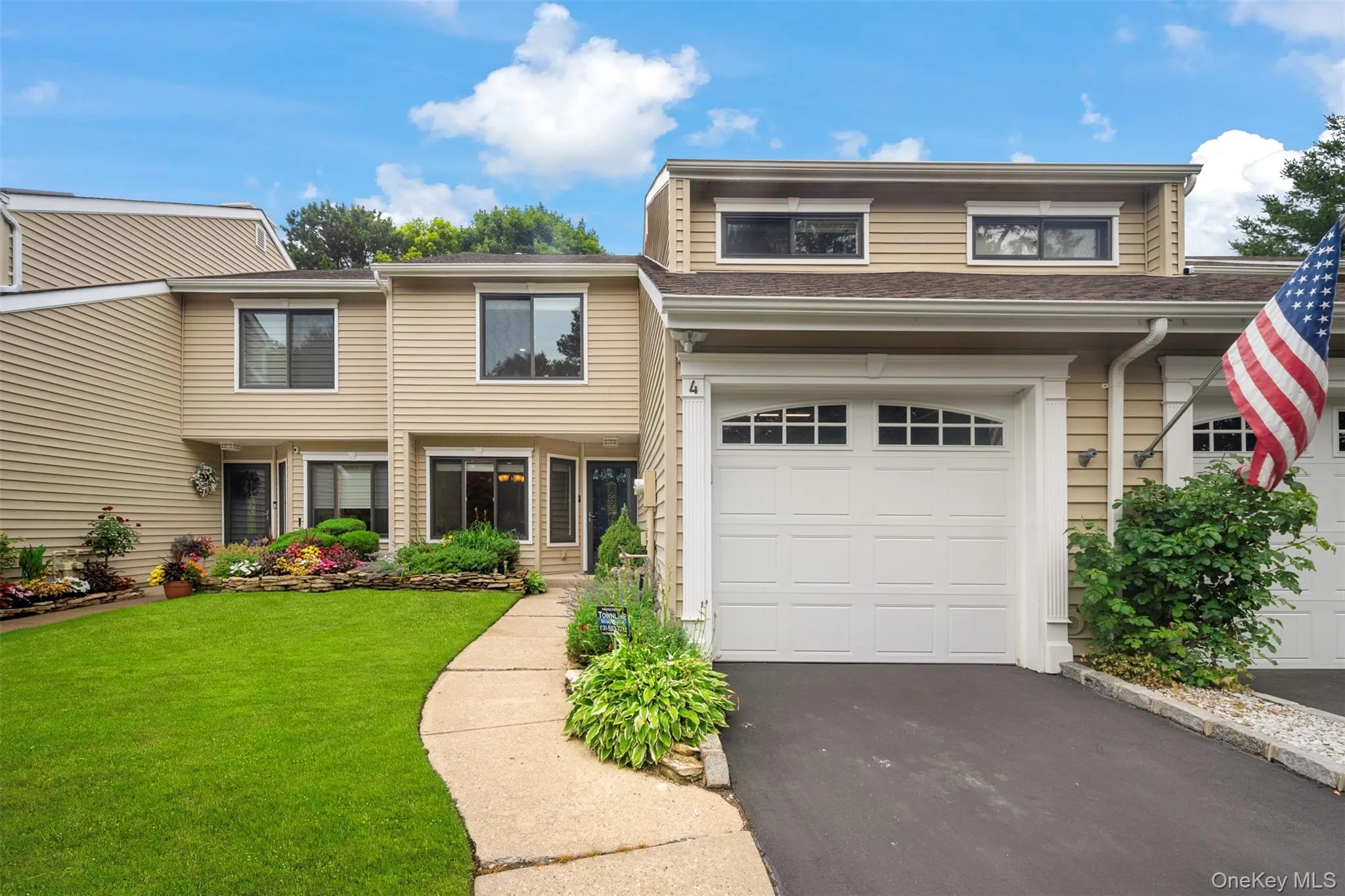 4 Hidden Pines Way, Islip, NY, 2 Bedrooms Bedrooms, 5 Rooms Rooms,2 BathroomsBathrooms,Residential Lease,For Rent,Hidden Pines,0,1020635 4 Hidden Pines Way, Islip, NY, 2 Bedrooms Bedrooms, 5 Rooms Rooms,2 BathroomsBathrooms,Residential Lease,For Rent,Hidden Pines,0,1020635