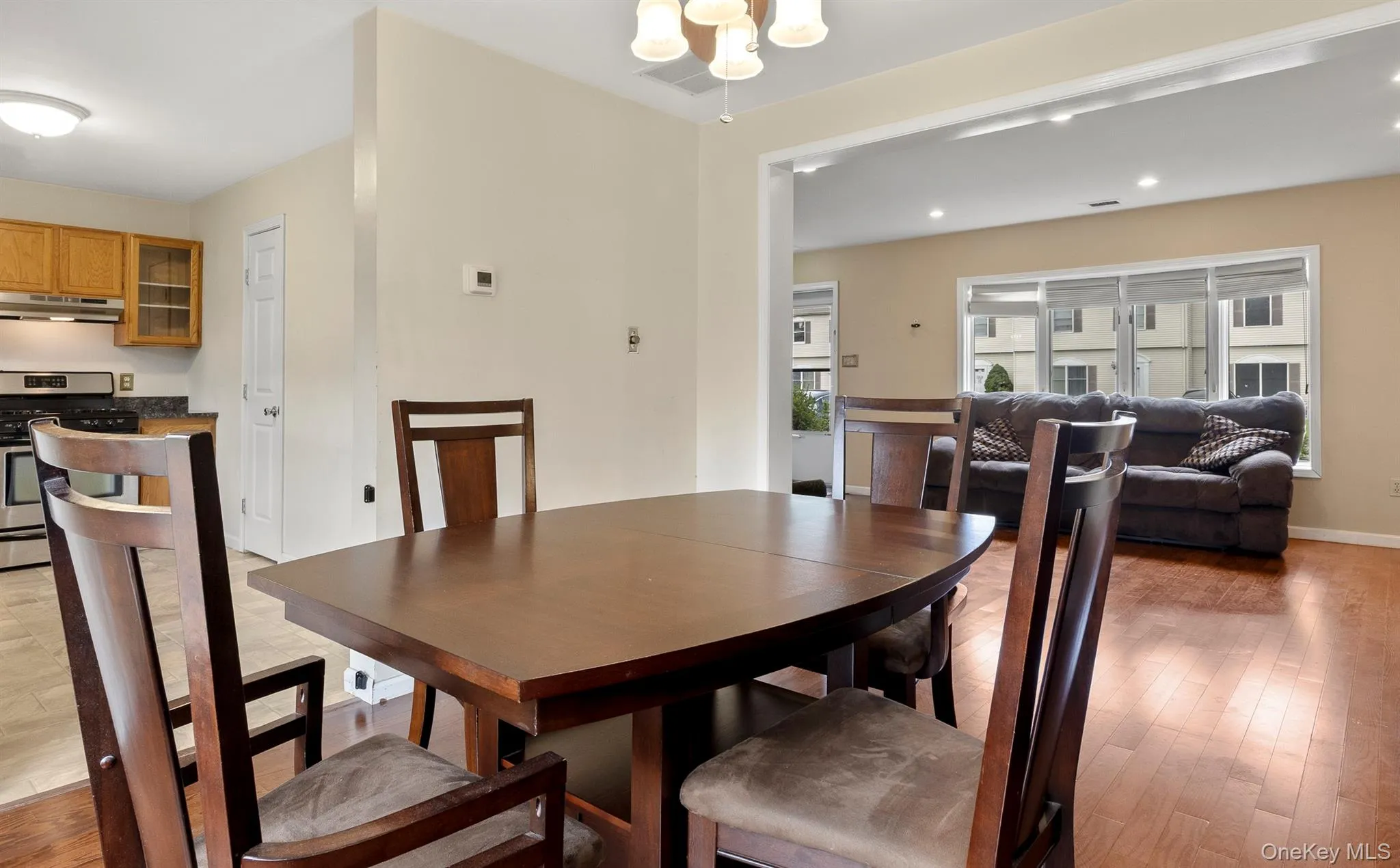 1 Melucci Court, Haverstraw, NY, 3 Bedrooms Bedrooms, 10 Rooms Rooms,2 BathroomsBathrooms,Residential,For Rent,Melucci,0,1020637 1 Melucci Court, Haverstraw, NY, 3 Bedrooms Bedrooms, 10 Rooms Rooms,2 BathroomsBathrooms,Residential,For Rent,Melucci,0,1020637