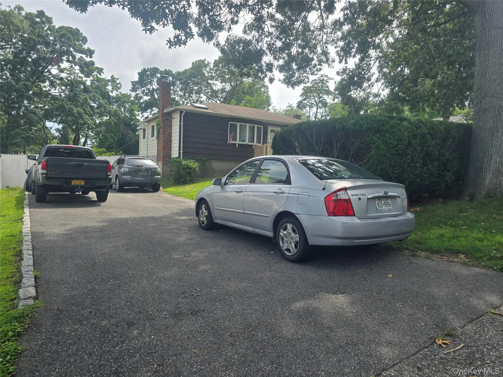 20 Birch Avenue, Brookhaven, NY, 2 Bedrooms Bedrooms, 5 Rooms Rooms,1 BathroomBathrooms,Residential,For Rent,Birch,0,1020644 20 Birch Avenue, Brookhaven, NY, 2 Bedrooms Bedrooms, 5 Rooms Rooms,1 BathroomBathrooms,Residential,For Rent,Birch,0,1020644