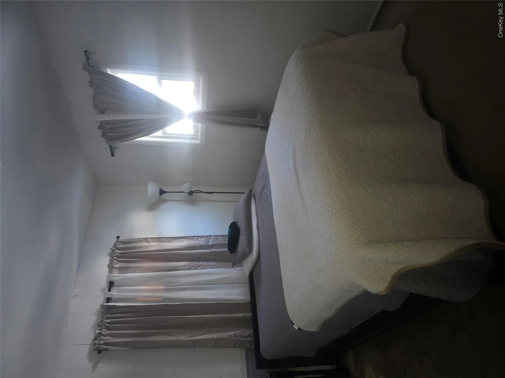 20 Birch Avenue, Brookhaven, NY, 2 Bedrooms Bedrooms, 5 Rooms Rooms,1 BathroomBathrooms,Residential,For Rent,Birch,0,1020644 20 Birch Avenue, Brookhaven, NY, 2 Bedrooms Bedrooms, 5 Rooms Rooms,1 BathroomBathrooms,Residential,For Rent,Birch,0,1020644