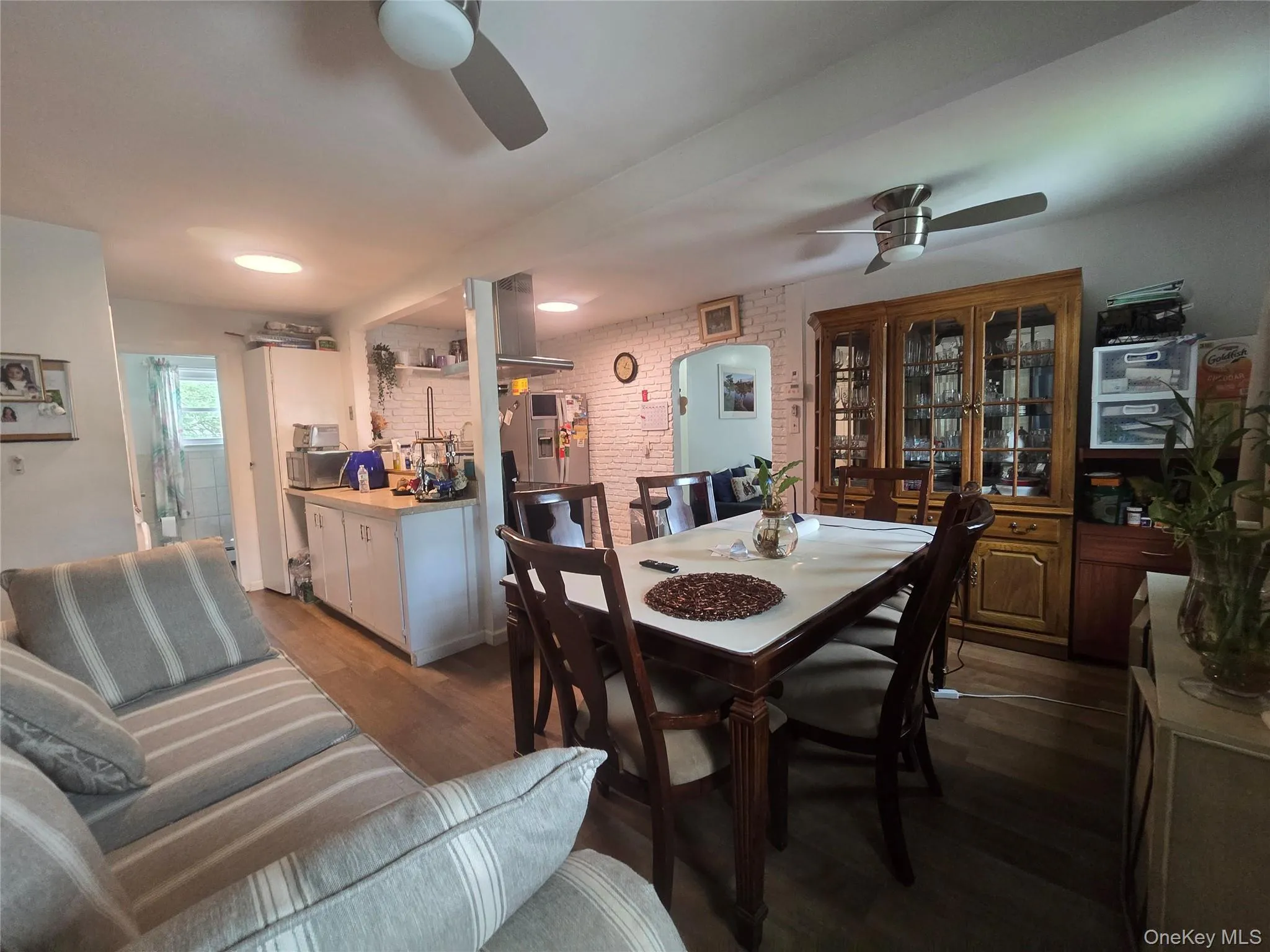 20 Birch Avenue, Brookhaven, NY, 2 Bedrooms Bedrooms, 5 Rooms Rooms,1 BathroomBathrooms,Residential,For Rent,Birch,0,1020644 20 Birch Avenue, Brookhaven, NY, 2 Bedrooms Bedrooms, 5 Rooms Rooms,1 BathroomBathrooms,Residential,For Rent,Birch,0,1020644