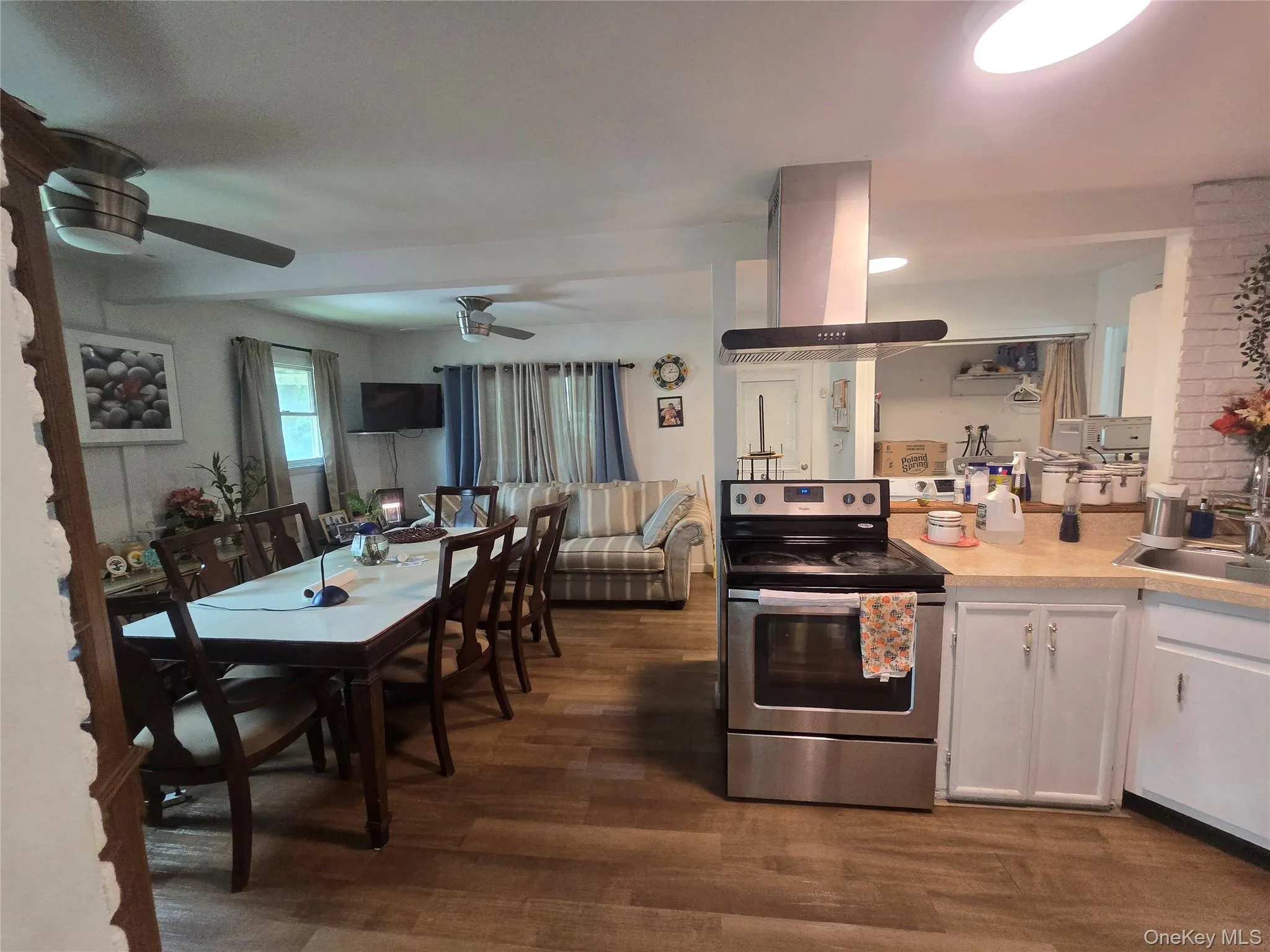 20 Birch Avenue, Brookhaven, NY, 2 Bedrooms Bedrooms, 5 Rooms Rooms,1 BathroomBathrooms,Residential,For Rent,Birch,0,1020644 20 Birch Avenue, Brookhaven, NY, 2 Bedrooms Bedrooms, 5 Rooms Rooms,1 BathroomBathrooms,Residential,For Rent,Birch,0,1020644