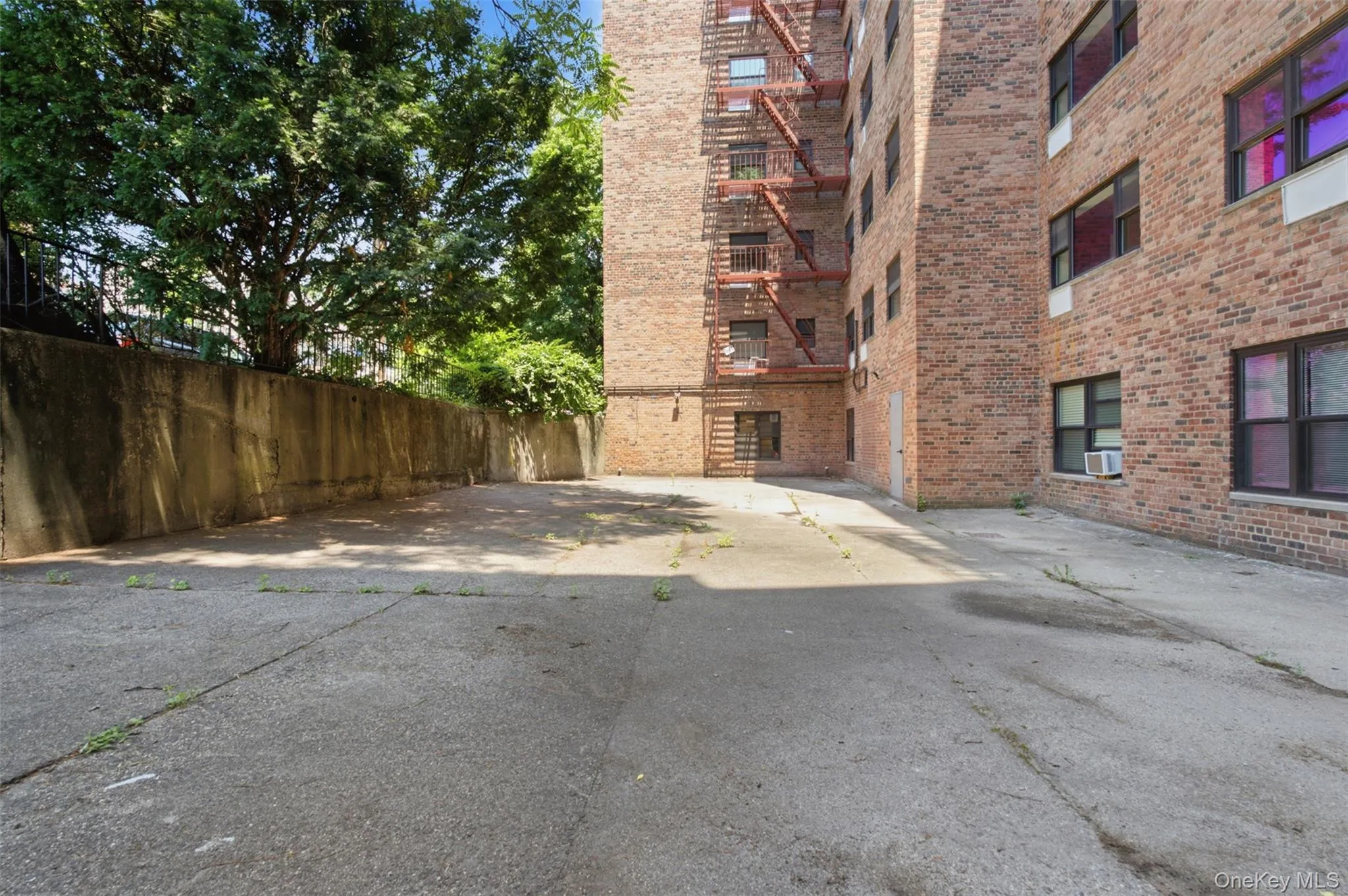 671 Bronx River Road, Yonkers, NY, 1 Bedroom Bedrooms, 3 Rooms Rooms,1 BathroomBathrooms,Residential Lease,For Rent,Bronx River,0,1020648 671 Bronx River Road, Yonkers, NY, 1 Bedroom Bedrooms, 3 Rooms Rooms,1 BathroomBathrooms,Residential Lease,For Rent,Bronx River,0,1020648