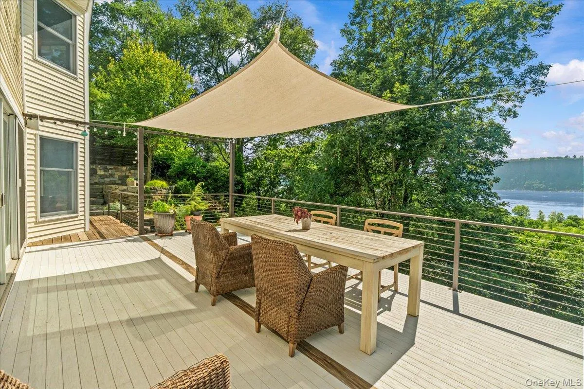 349 Warburton Avenue, Greenburgh, NY, 4 Bedrooms Bedrooms, 8 Rooms Rooms,3 BathroomsBathrooms,Residential Lease,For Rent,Warburton,0,1020650 349 Warburton Avenue, Greenburgh, NY, 4 Bedrooms Bedrooms, 8 Rooms Rooms,3 BathroomsBathrooms,Residential Lease,For Rent,Warburton,0,1020650