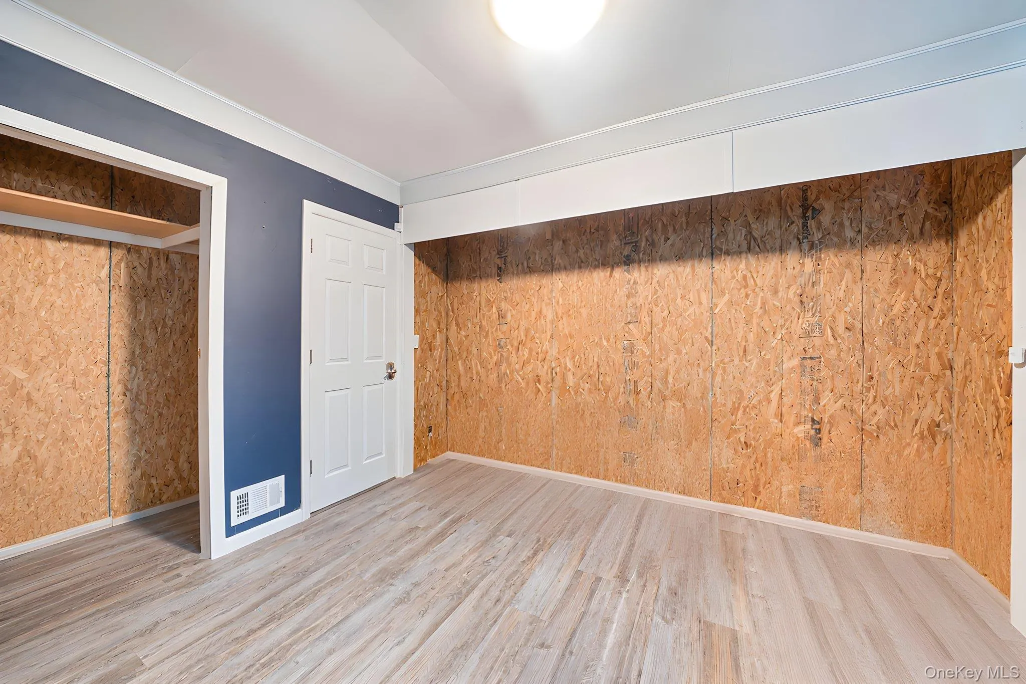 18 Edi Avenue, Oyster Bay, NY, 3 Bedrooms Bedrooms, 7 Rooms Rooms,2 BathroomsBathrooms,Residential,For Rent,Edi,0,1020656 18 Edi Avenue, Oyster Bay, NY, 3 Bedrooms Bedrooms, 7 Rooms Rooms,2 BathroomsBathrooms,Residential,For Rent,Edi,0,1020656