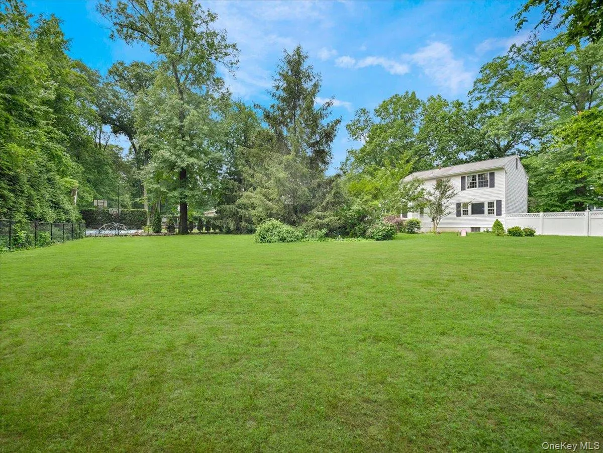 44 Oriole Street, Orangetown, NY, 3 Bedrooms Bedrooms, 7 Rooms Rooms,2 BathroomsBathrooms,Residential,For Rent,Oriole,0,1020660 44 Oriole Street, Orangetown, NY, 3 Bedrooms Bedrooms, 7 Rooms Rooms,2 BathroomsBathrooms,Residential,For Rent,Oriole,0,1020660