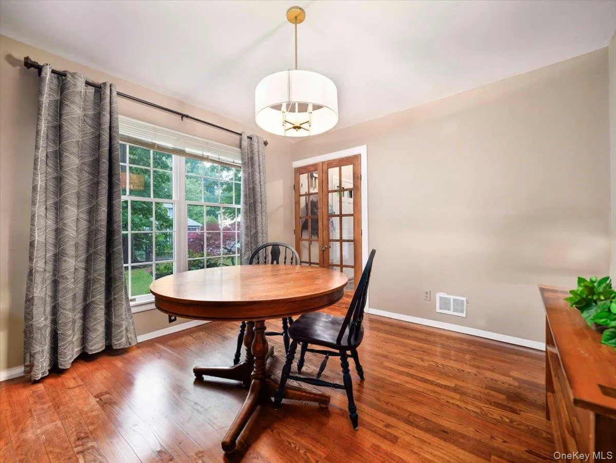 44 Oriole Street, Orangetown, NY, 3 Bedrooms Bedrooms, 7 Rooms Rooms,2 BathroomsBathrooms,Residential,For Rent,Oriole,0,1020660 44 Oriole Street, Orangetown, NY, 3 Bedrooms Bedrooms, 7 Rooms Rooms,2 BathroomsBathrooms,Residential,For Rent,Oriole,0,1020660
