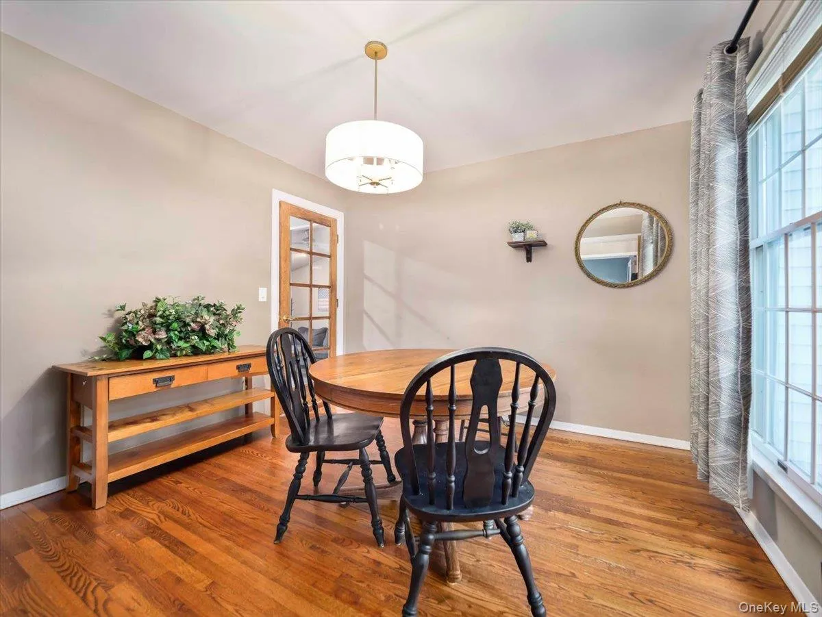 44 Oriole Street, Orangetown, NY, 3 Bedrooms Bedrooms, 7 Rooms Rooms,2 BathroomsBathrooms,Residential,For Rent,Oriole,0,1020660 44 Oriole Street, Orangetown, NY, 3 Bedrooms Bedrooms, 7 Rooms Rooms,2 BathroomsBathrooms,Residential,For Rent,Oriole,0,1020660