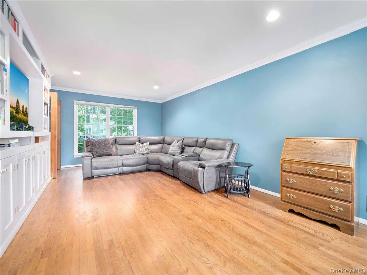 44 Oriole Street, Orangetown, NY, 3 Bedrooms Bedrooms, 7 Rooms Rooms,2 BathroomsBathrooms,Residential,For Rent,Oriole,0,1020660 44 Oriole Street, Orangetown, NY, 3 Bedrooms Bedrooms, 7 Rooms Rooms,2 BathroomsBathrooms,Residential,For Rent,Oriole,0,1020660