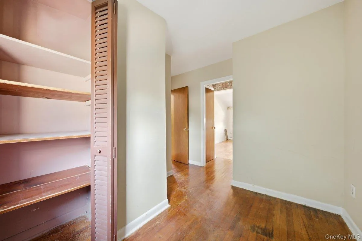 24 Cooper Street, Yonkers, NY, 2 Bedrooms Bedrooms, 7 Rooms Rooms,1 BathroomBathrooms,Residential,For Rent,Cooper,0,1020662 24 Cooper Street, Yonkers, NY, 2 Bedrooms Bedrooms, 7 Rooms Rooms,1 BathroomBathrooms,Residential,For Rent,Cooper,0,1020662