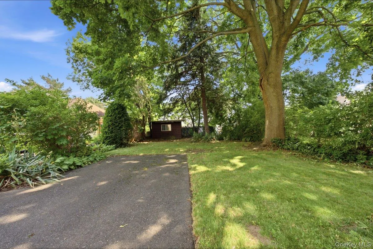 24 Cooper Street, Yonkers, NY, 2 Bedrooms Bedrooms, 7 Rooms Rooms,1 BathroomBathrooms,Residential,For Rent,Cooper,0,1020662 24 Cooper Street, Yonkers, NY, 2 Bedrooms Bedrooms, 7 Rooms Rooms,1 BathroomBathrooms,Residential,For Rent,Cooper,0,1020662