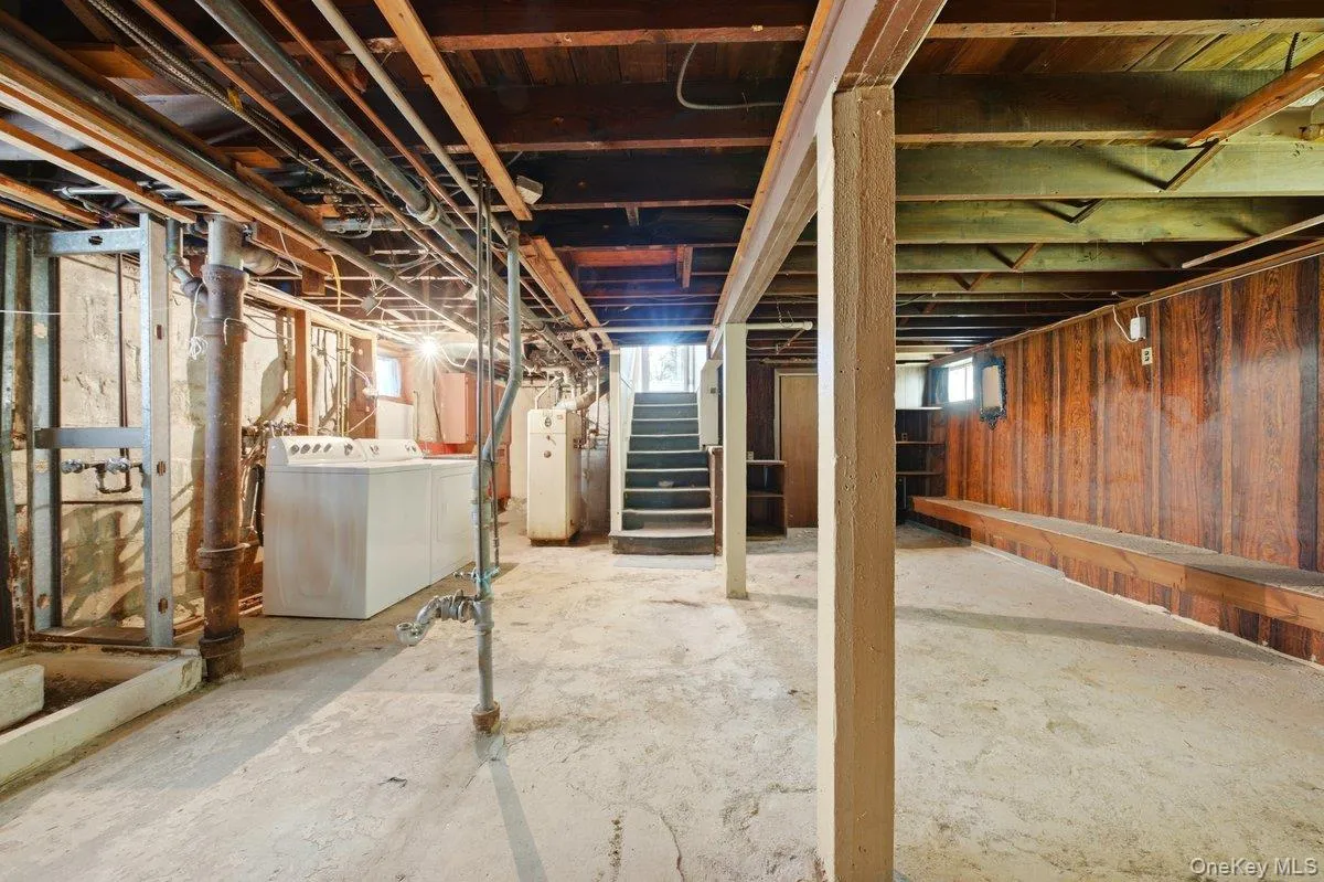 24 Cooper Street, Yonkers, NY, 2 Bedrooms Bedrooms, 7 Rooms Rooms,1 BathroomBathrooms,Residential,For Rent,Cooper,0,1020662 24 Cooper Street, Yonkers, NY, 2 Bedrooms Bedrooms, 7 Rooms Rooms,1 BathroomBathrooms,Residential,For Rent,Cooper,0,1020662