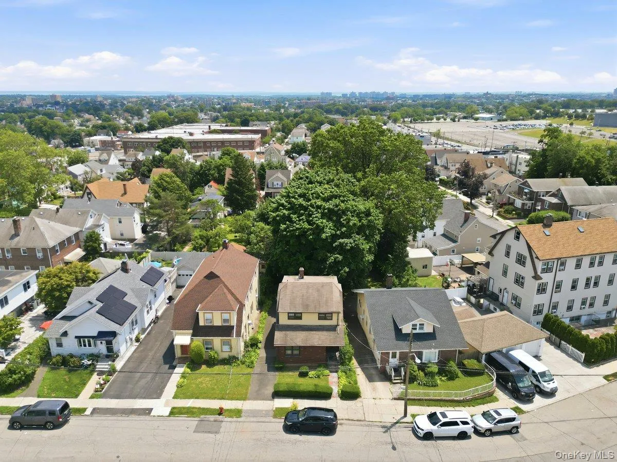 24 Cooper Street, Yonkers, NY, 2 Bedrooms Bedrooms, 7 Rooms Rooms,1 BathroomBathrooms,Residential,For Rent,Cooper,0,1020662 24 Cooper Street, Yonkers, NY, 2 Bedrooms Bedrooms, 7 Rooms Rooms,1 BathroomBathrooms,Residential,For Rent,Cooper,0,1020662