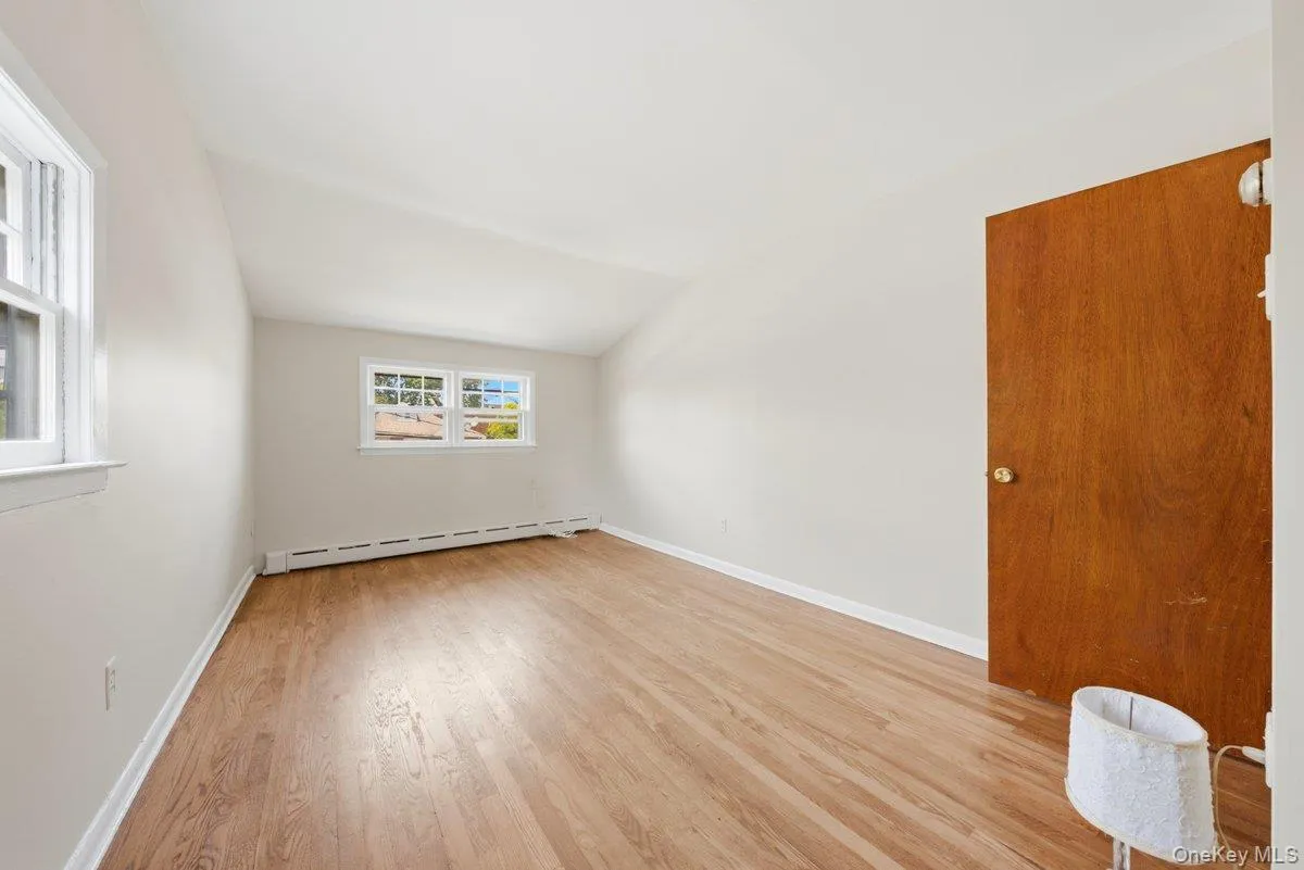 24 Cooper Street, Yonkers, NY, 2 Bedrooms Bedrooms, 7 Rooms Rooms,1 BathroomBathrooms,Residential,For Rent,Cooper,0,1020662 24 Cooper Street, Yonkers, NY, 2 Bedrooms Bedrooms, 7 Rooms Rooms,1 BathroomBathrooms,Residential,For Rent,Cooper,0,1020662
